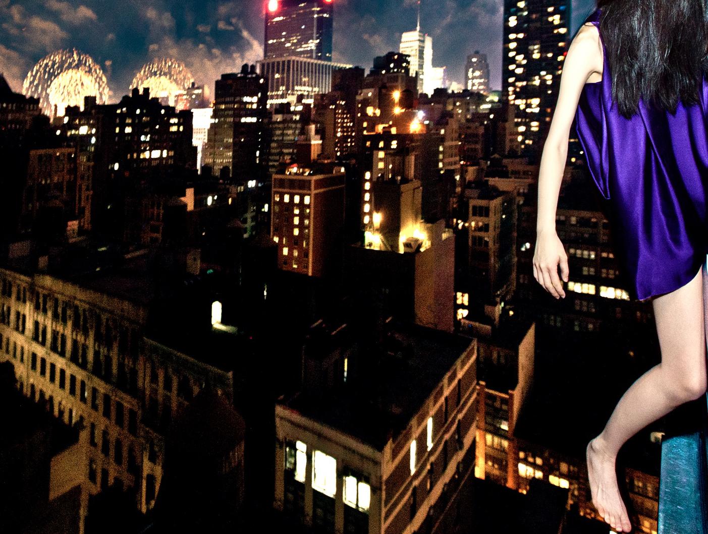 Self-Porträt New York Jun Ahn, Fotografie, Stadtlandschaft, Feuerwerk, New York im Angebot 2