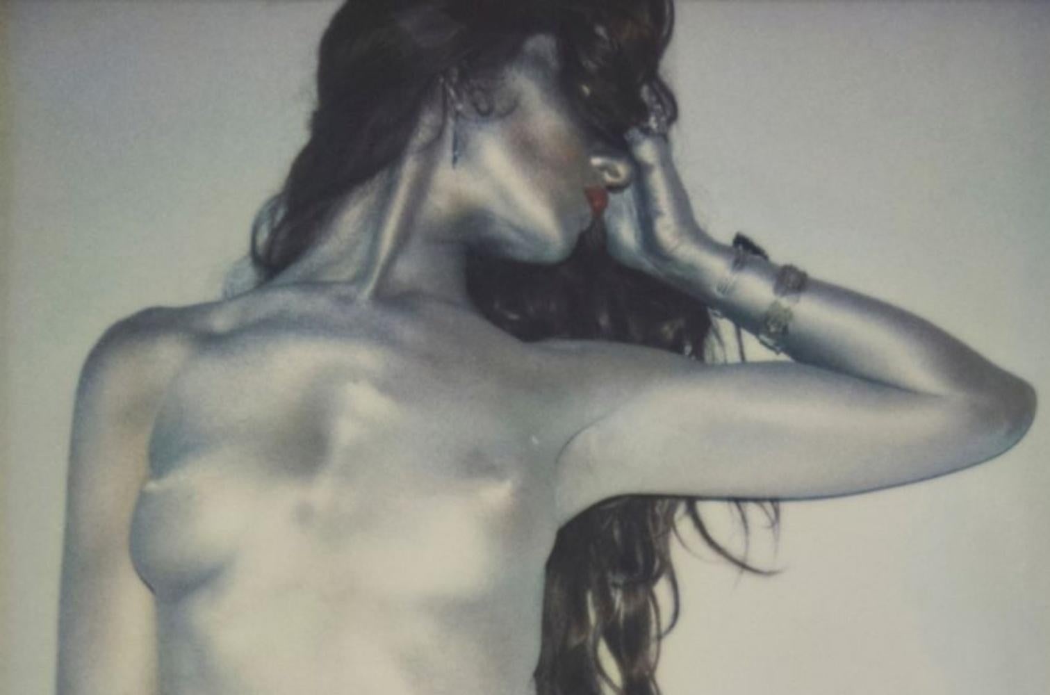 Vestido de Plata - Emma Summerton, Polaroid, Moda, Arte, Desnudo, Mujer, Erótico en venta 1