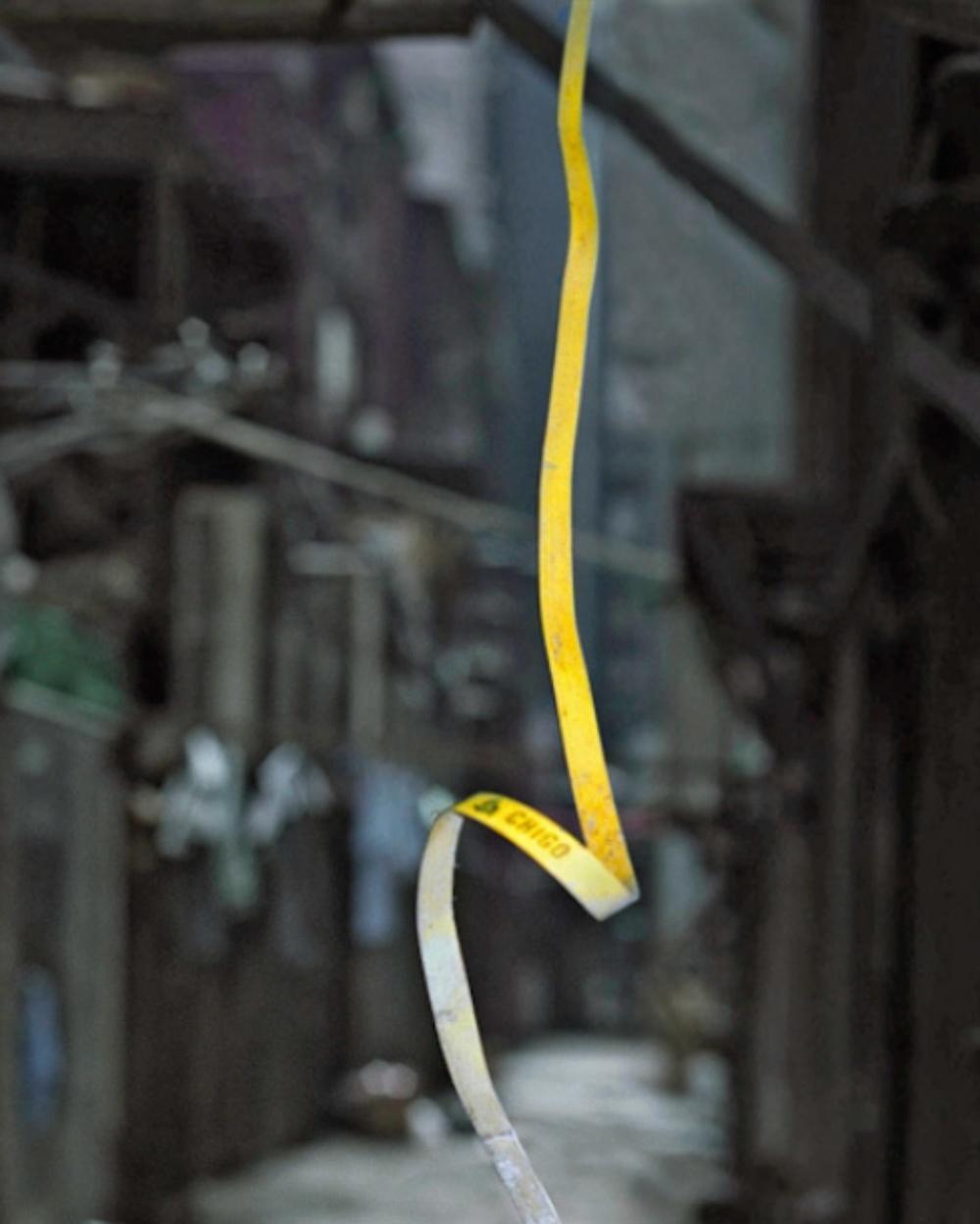 Rücktür 07 Michael Wolf, Stadtlandschaft, Farbe, Hongkong, Straßenfotografie im Angebot 4