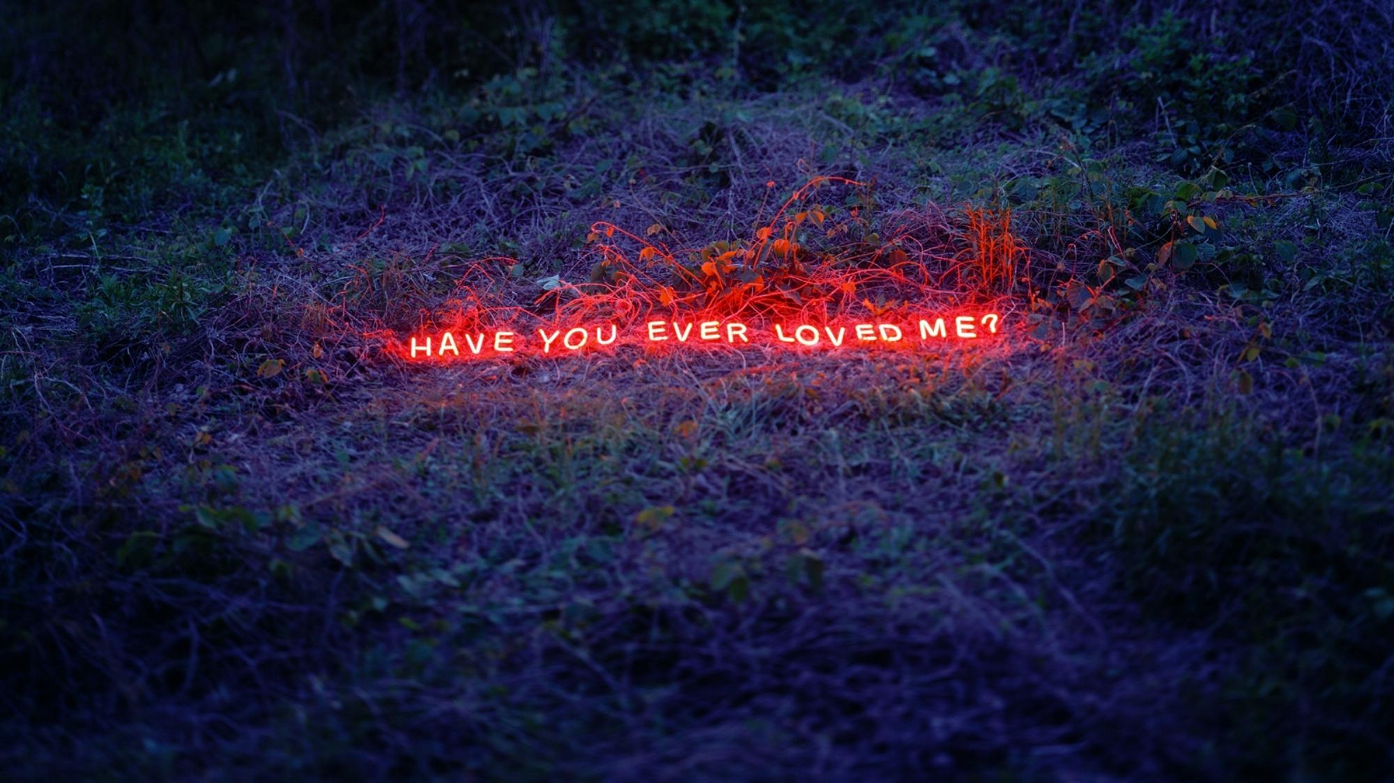 Mi hai mai amato?, dalla serie 'Aporia' - Jung Lee, Neon, Paesaggio in vendita 2