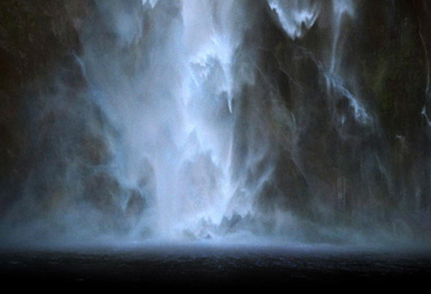 Bill HENSON (*1955, Australia)
Untitled #17 - CL SH686 N26, 2008/2009
Archival Inkjet Pigment Print
Sheet 127 x 180 cm (50 x 70 7/8 in.)
Edition of 5, plus 2 AP; AP2 (last available edition)
Print only

– About Bill Henson

Bill Henson’s (*1955,