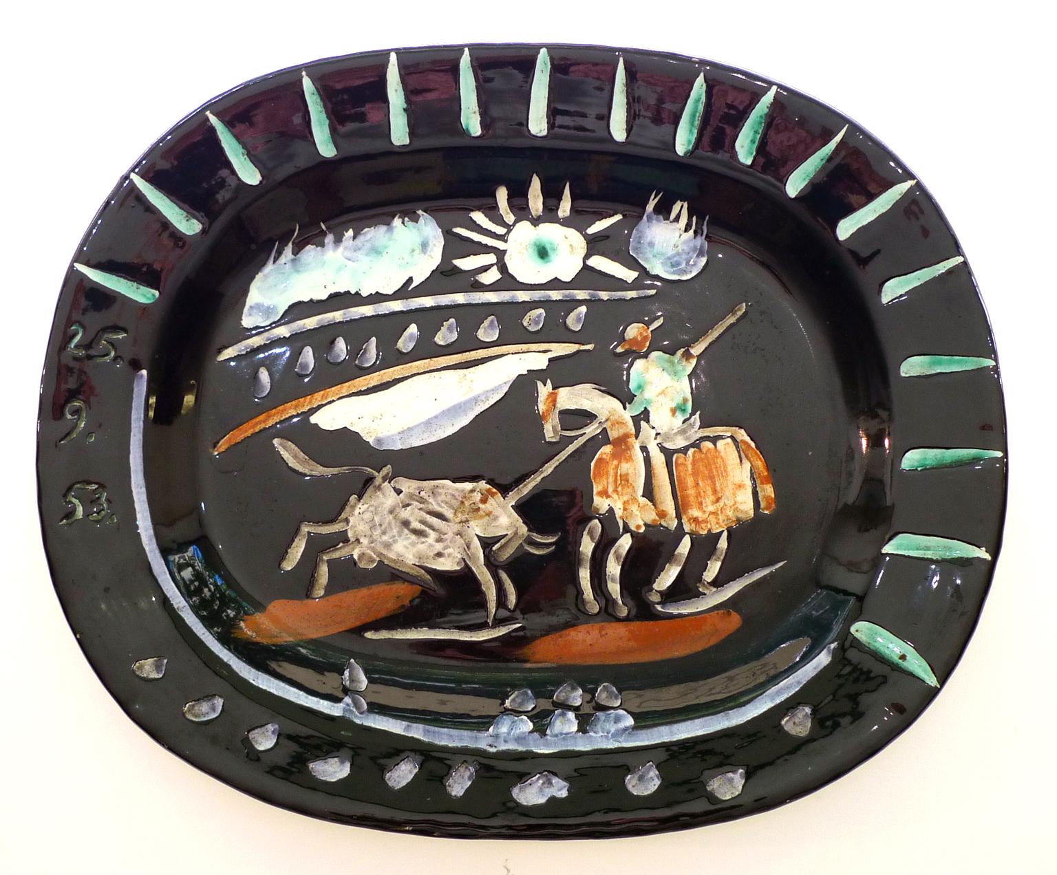 Corrida Soleil, 1953. Ceramic Dish Stamped Madoura Plein Feu, Edition Picasso - Art by Pablo Picasso
