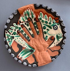 Picasso Ceramic, Mains au poisson (A.R. 214)