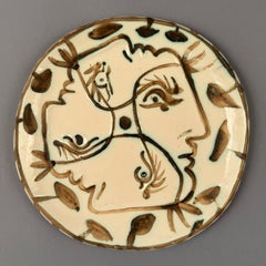 Pablo Picasso, Quatre profils enlacés (A.R. 88), Ceramic