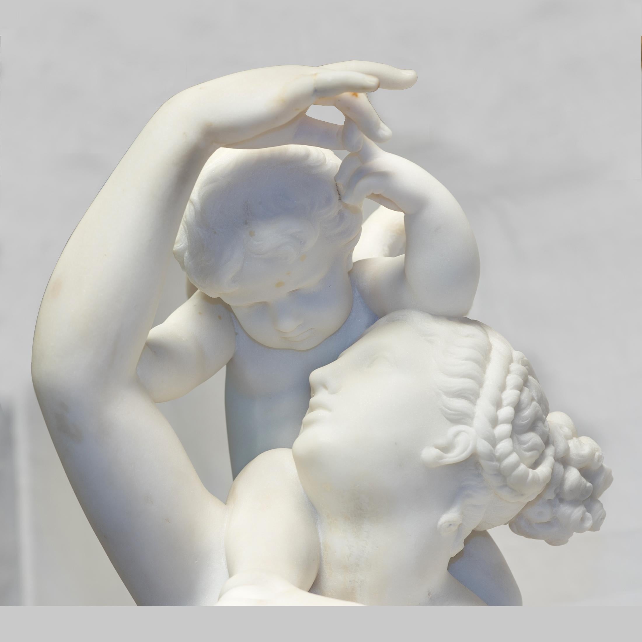 Goddess of Beauty with Cupid  - Gray Figurative Sculpture by Leone Clerici (19th C.) 