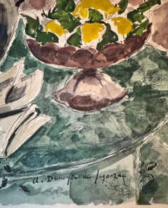 Vase de Fluers, Bouteille et Citrons Sur la Table