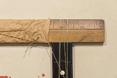 „Measuring Blue“ Mixed Media, 3-dimensionale, kleine Holzskulpturen