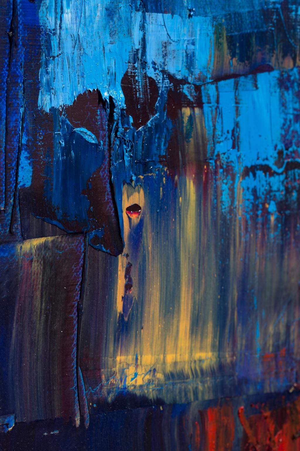 « Au-delà du mur »  Huile sur toile, bleus brillants, rouge, expressionniste abstrait - Violet Abstract Painting par Robert Piatek