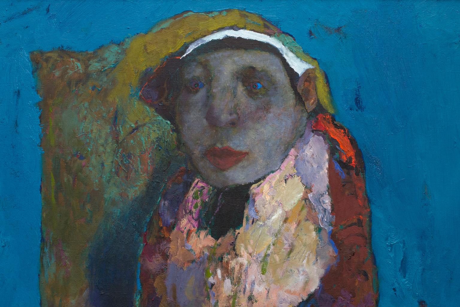 „Dahlia“, bekleidete weibliche Figur, intensiver Blau, Rot, Rot – Painting von Andrey Skripka