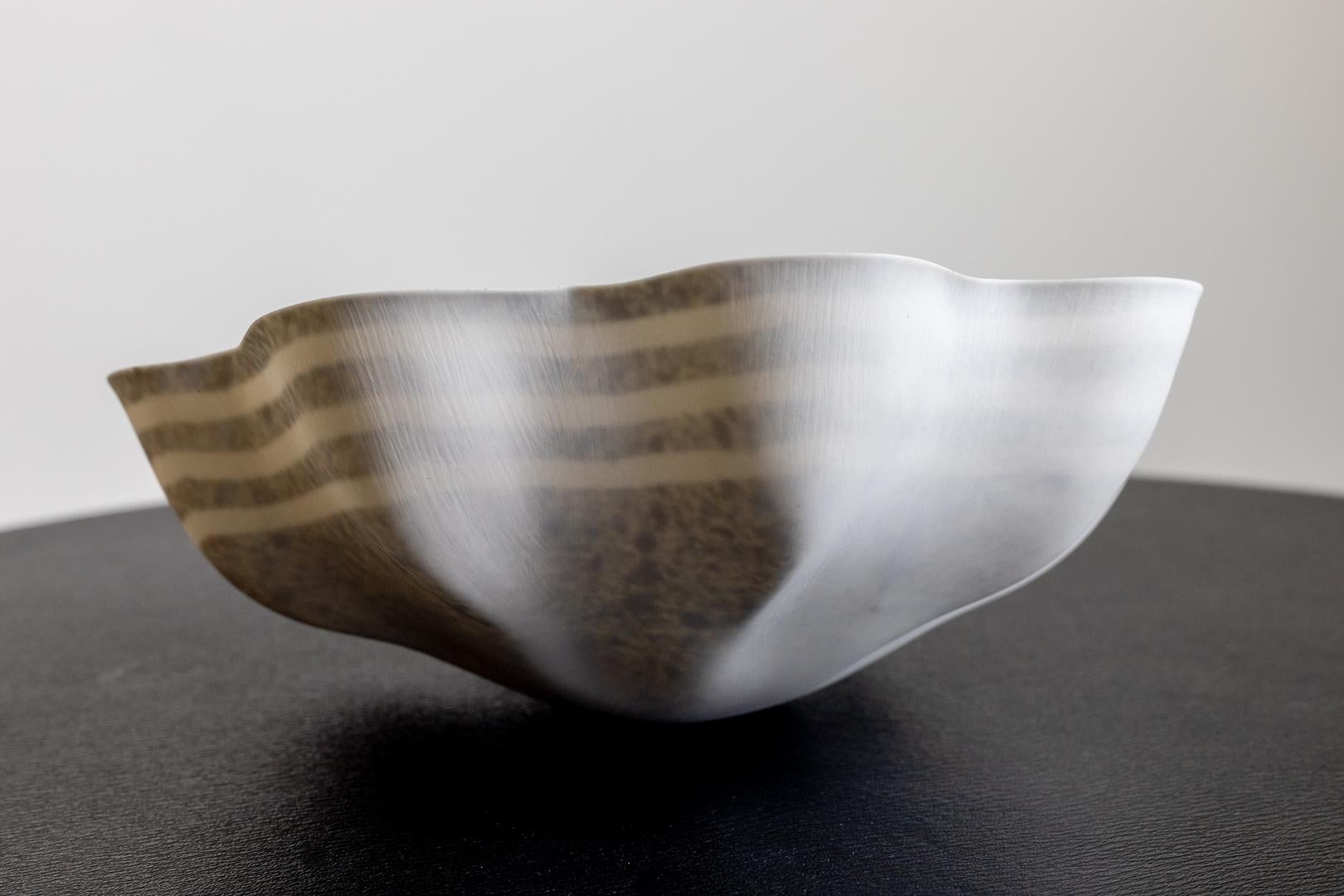Bols Nested Bowls sculpturaux « Dark Days Ahead » en porcelaine de John Albert Murphy en vente 4