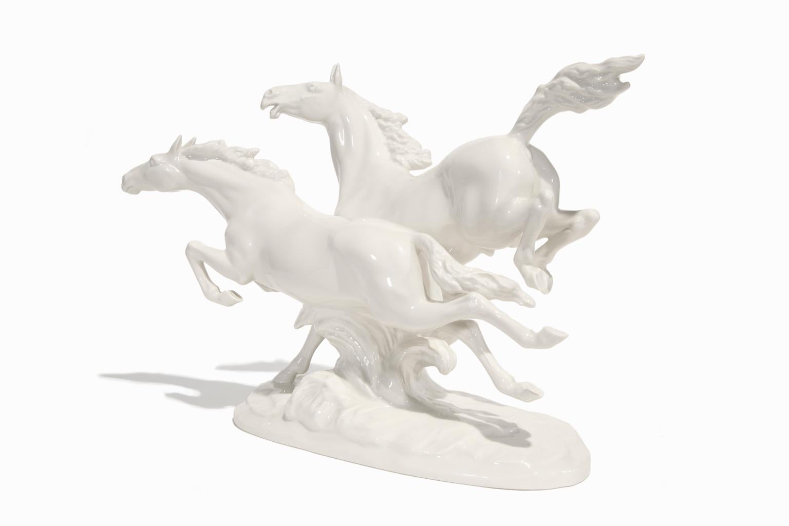 « In Freiheit (In Freedom) », chevaux en porcelaine blanche en vente 4