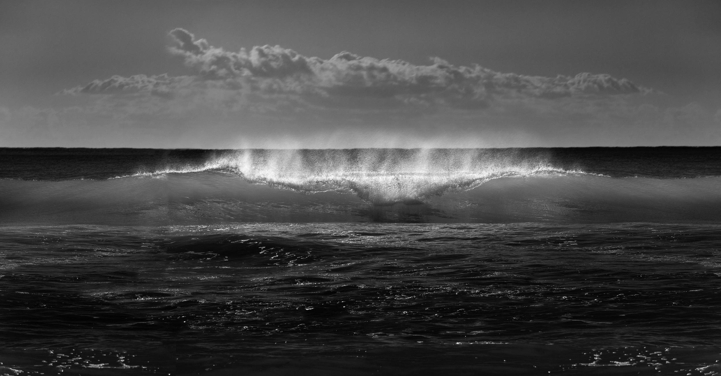 Wave 2, signierter Stilllebendruck in limitierter Auflage, Schwarzweiß, See, Natur, Bewegung