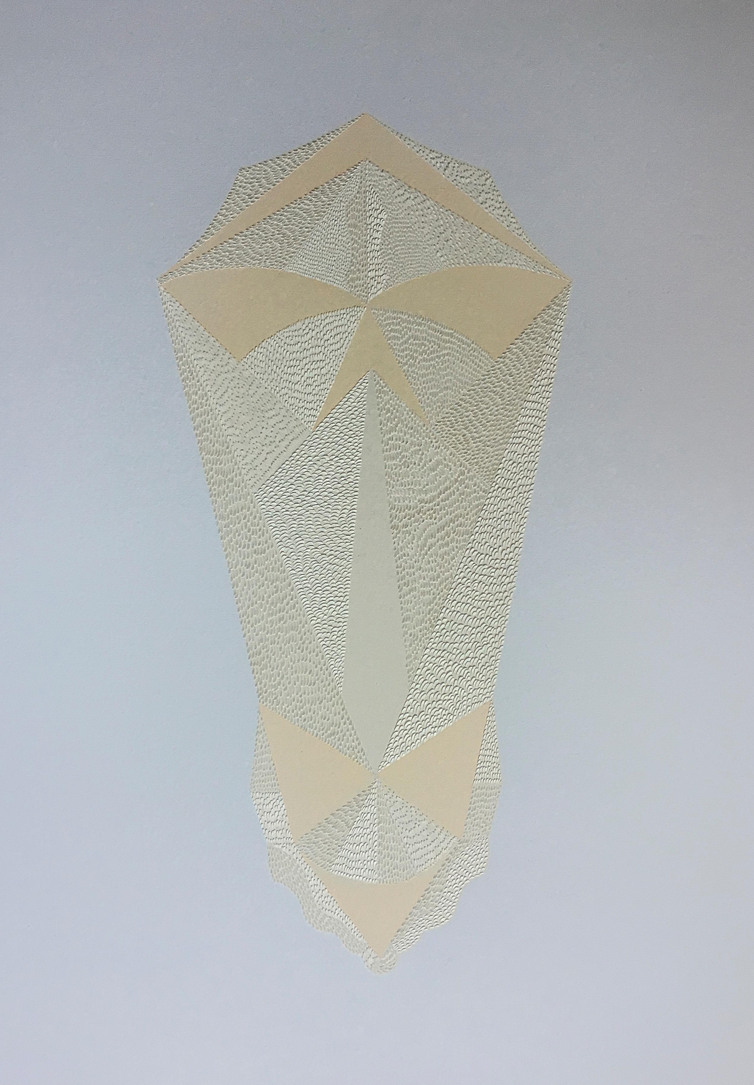 Handmesser Zeichnung Papagayo VI - Manipuliertes strukturiertes Papier (gelbes + beiges) (Beige), Abstract Painting, von Lucha Rodriguez