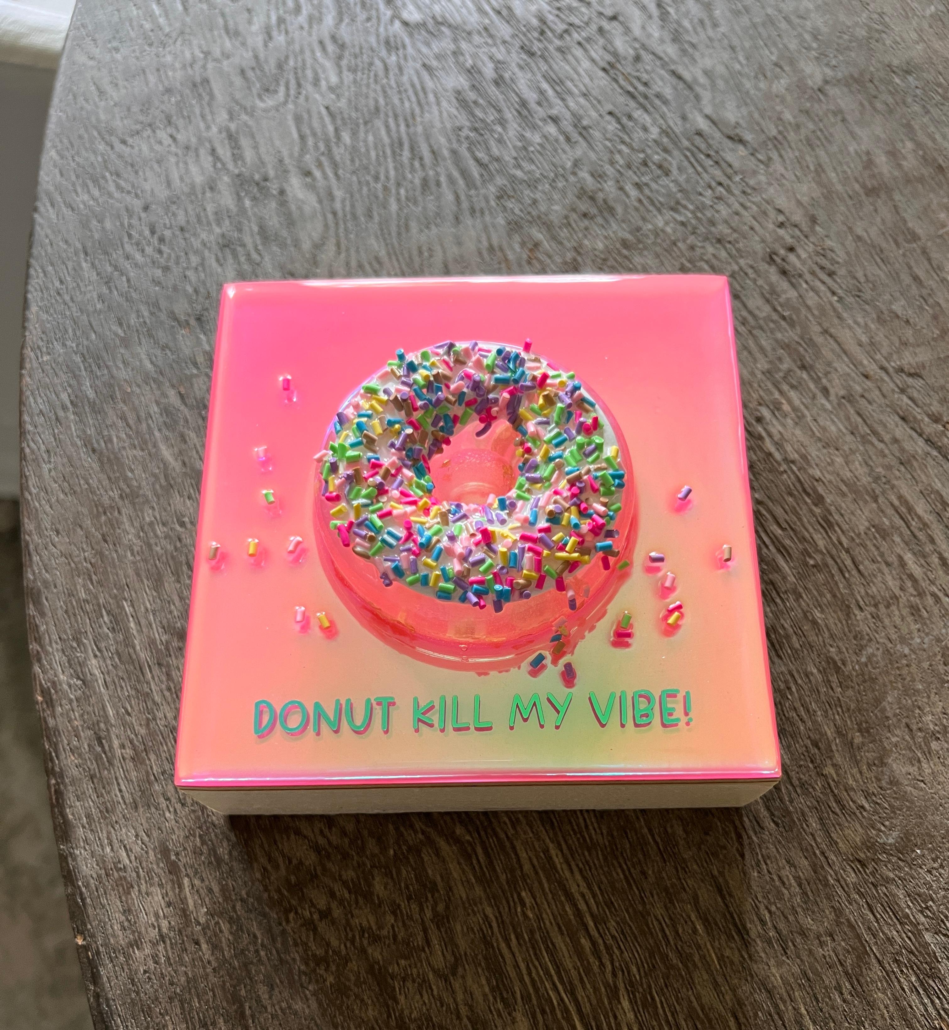 « S Donut Kill My Vibe n°10, Florescent Donut 3D Donut by Ana Hefco en vente 3