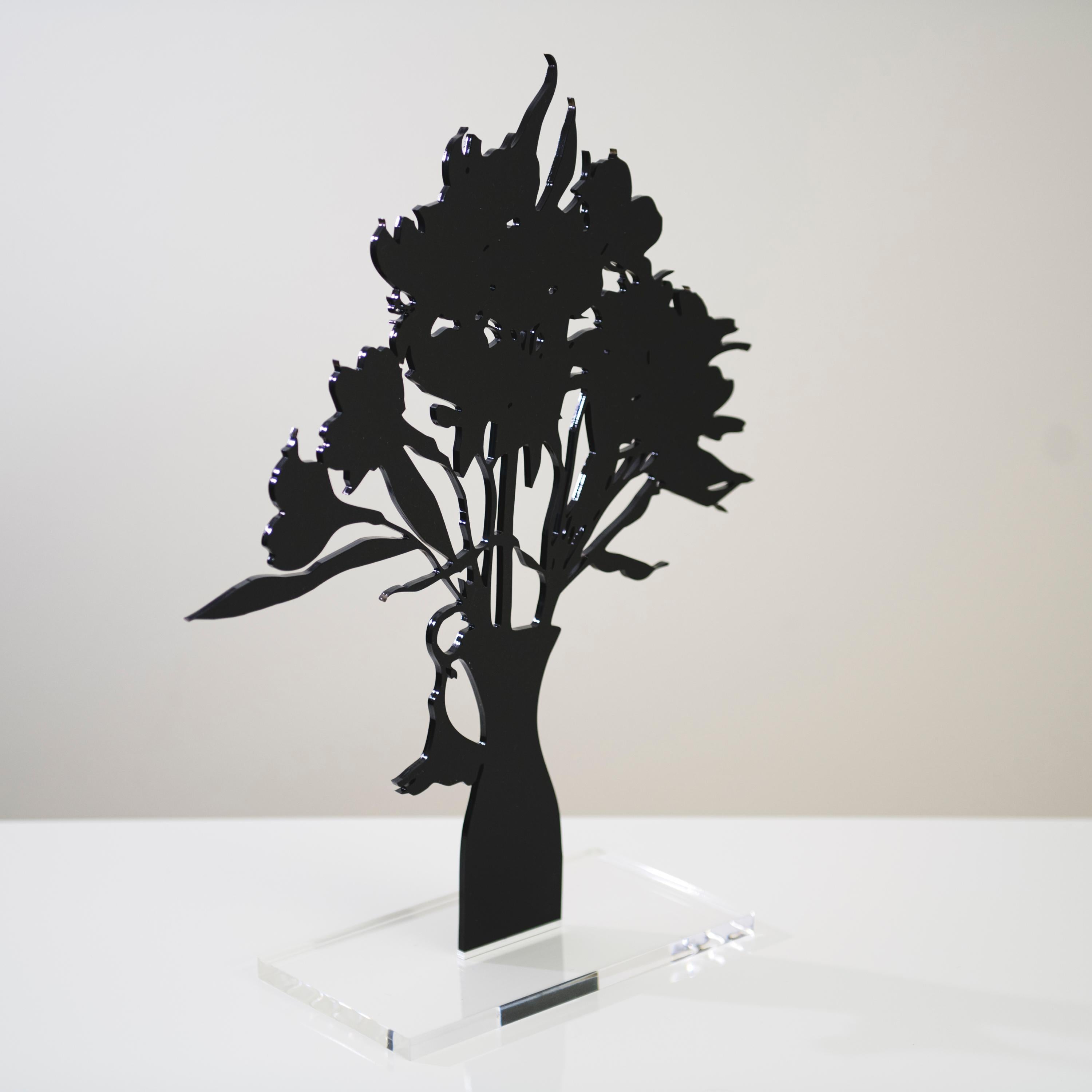 Alstroemerias - Floral black shadow flower bouquet sculpture - Sculpture by Joana P. Cardozo