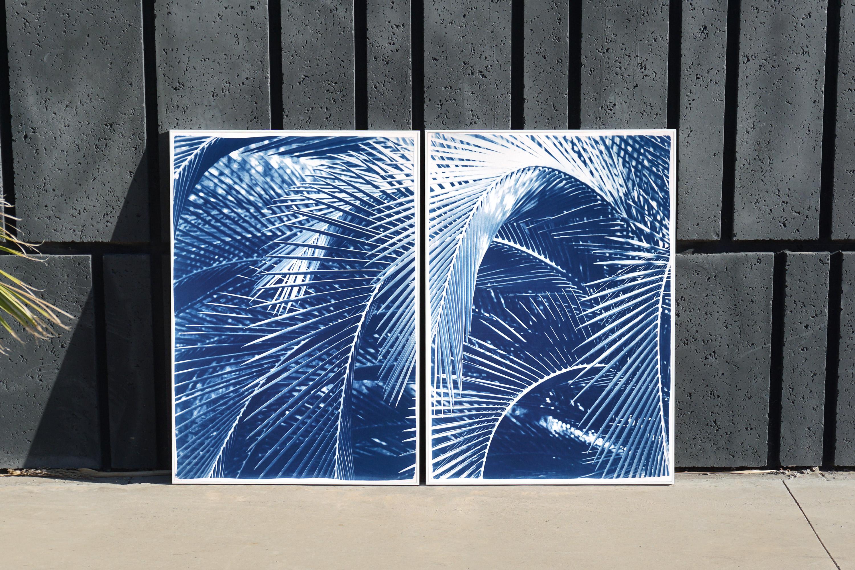 Palmiers luxuriants, diptyque botanique, nature morte dans les tons bleus, style tropical en vente 2