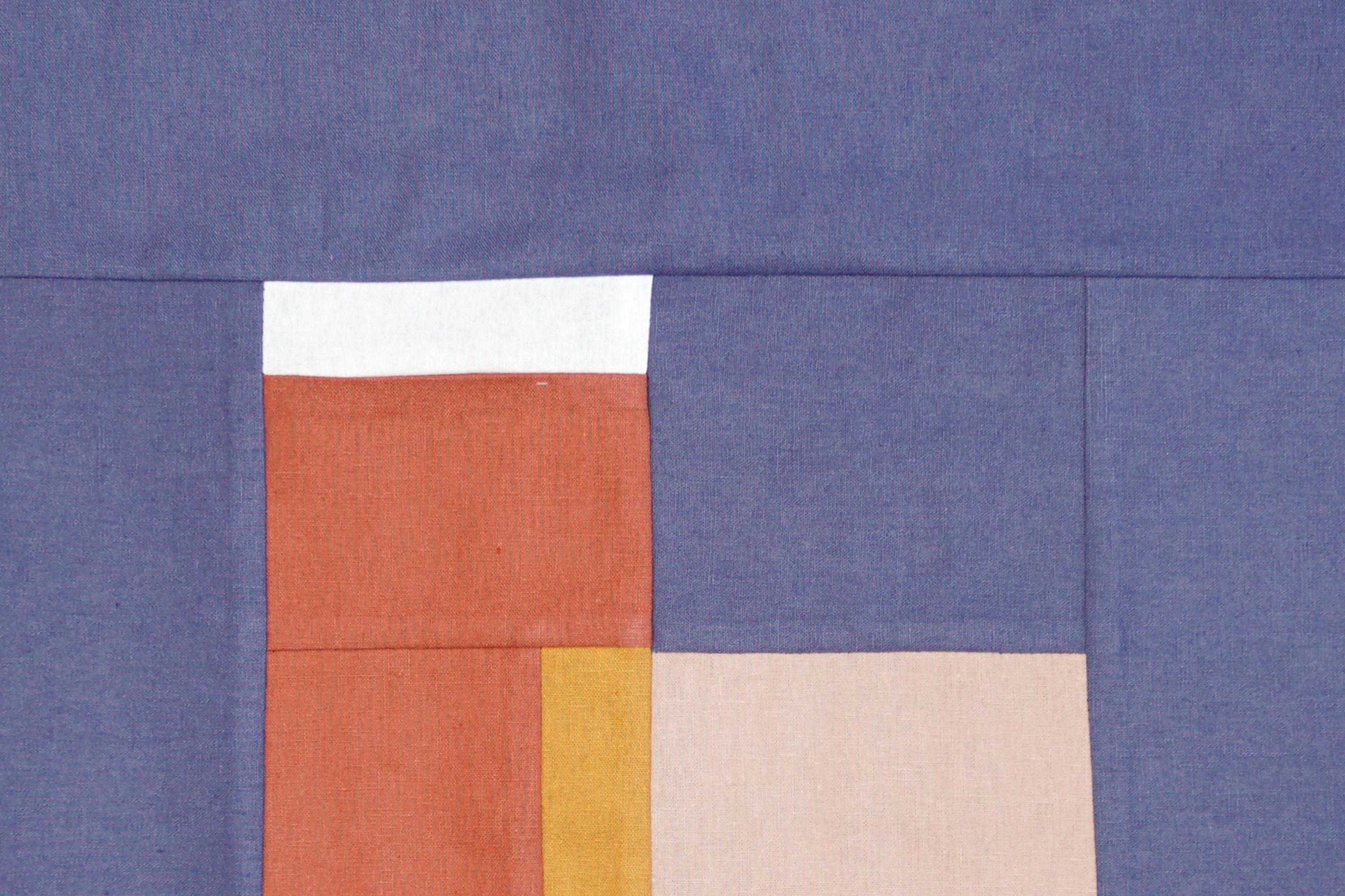 Finestra costruttivista invernale, composizioni patchwork in blu, arazzo geometrico in vendita 4