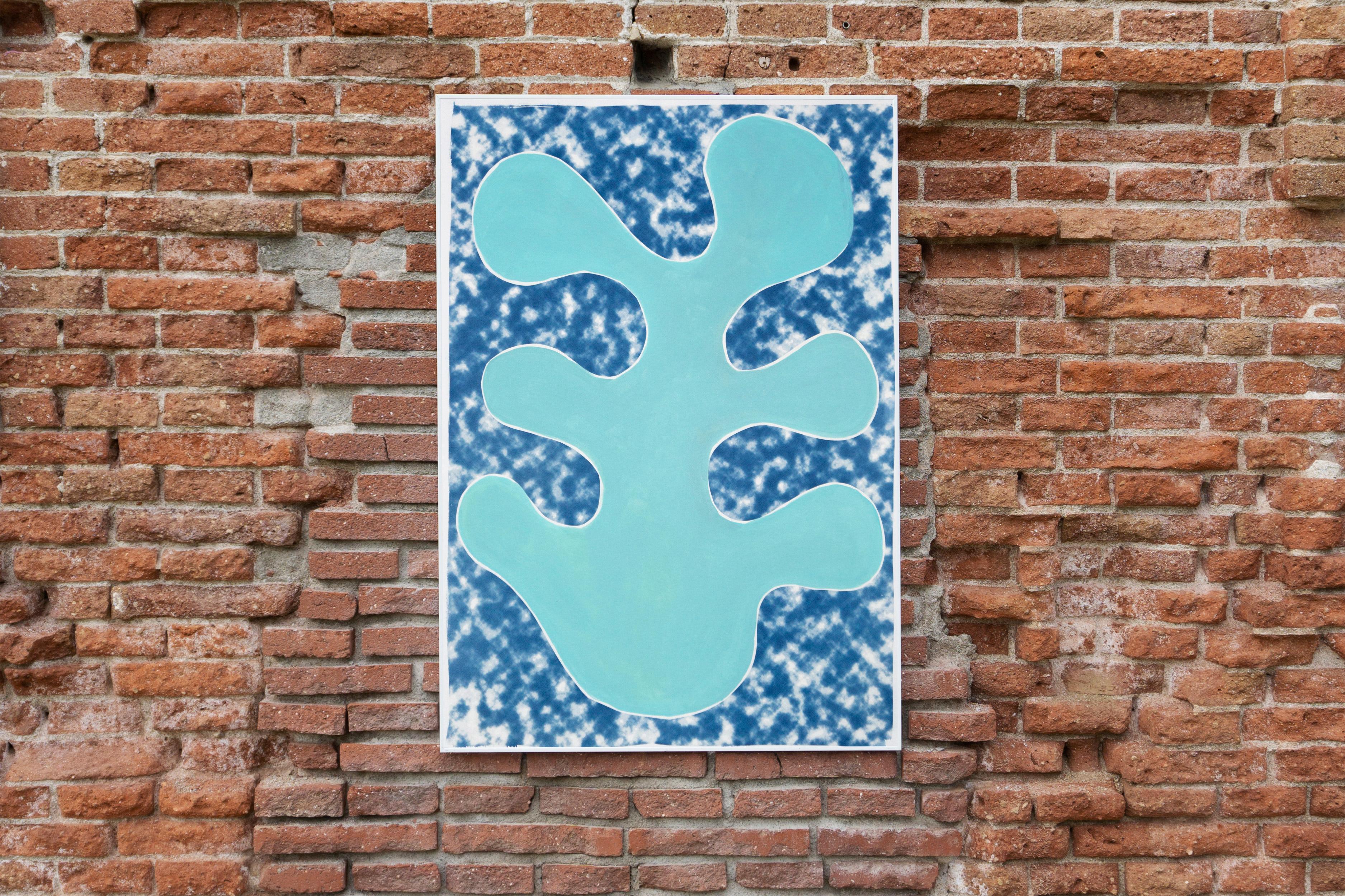 Peinture moderne organique avec découpe de feuilles turquoises sur fond nuageux abstrait - Bleu Landscape Painting par Kind of Cyan