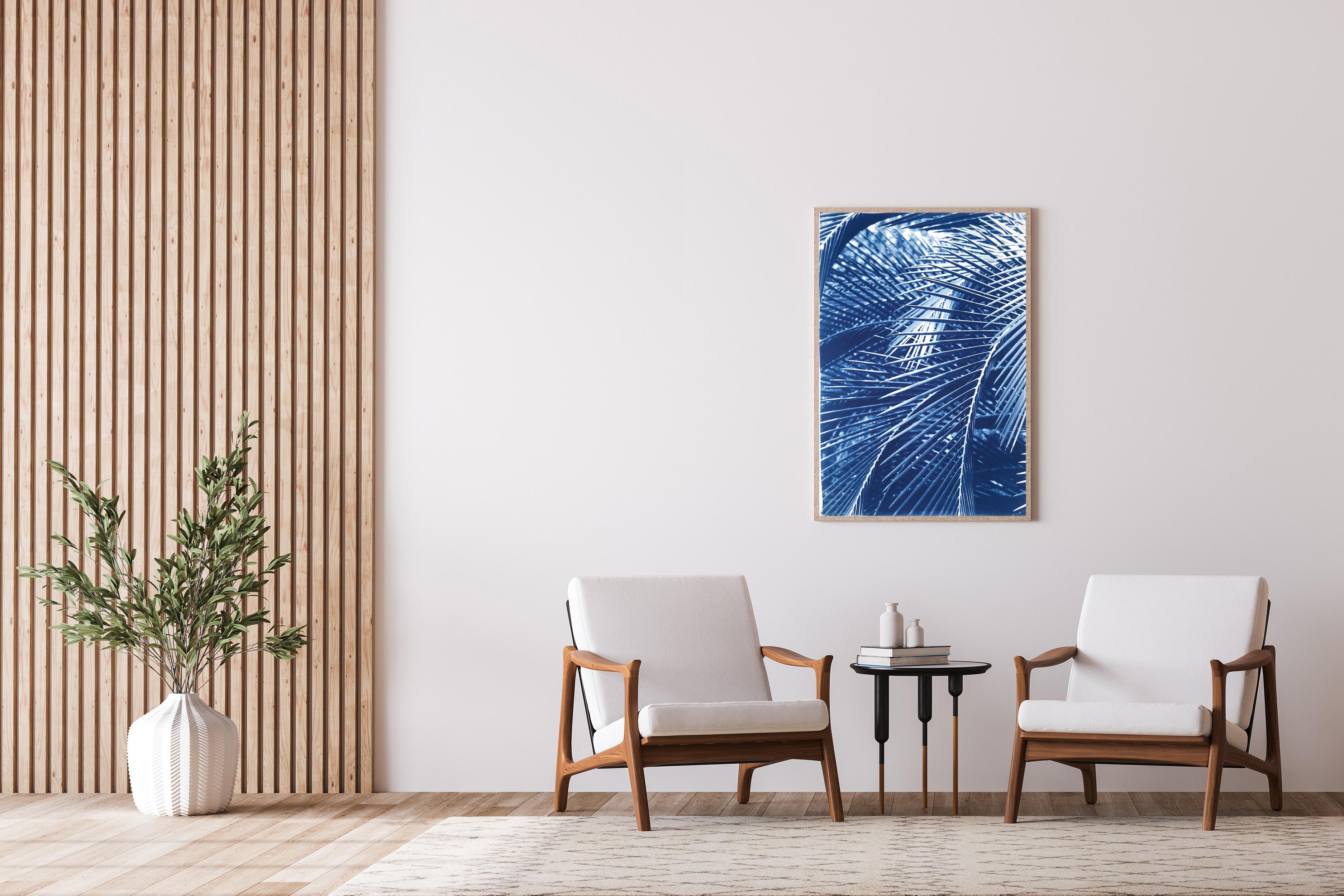 Majestueux motif de palmier bleu, nature morte bleue, cyanotype botanique tropical, fait à la main en vente 1
