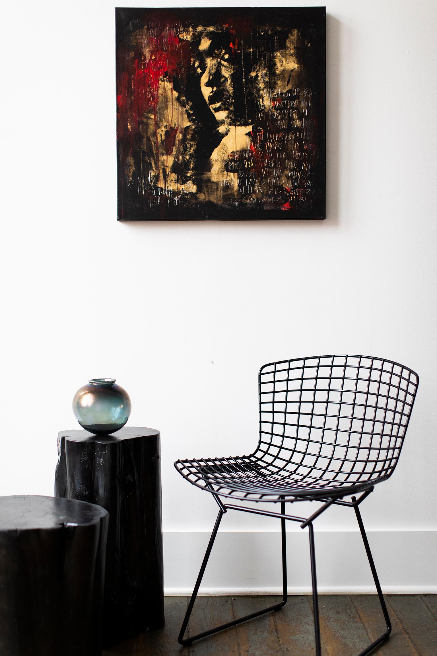 Arte Callejero, Pintura en Negro y Rojo, Arte en Pan de Oro-Jugando con la Basura Polka en venta 2