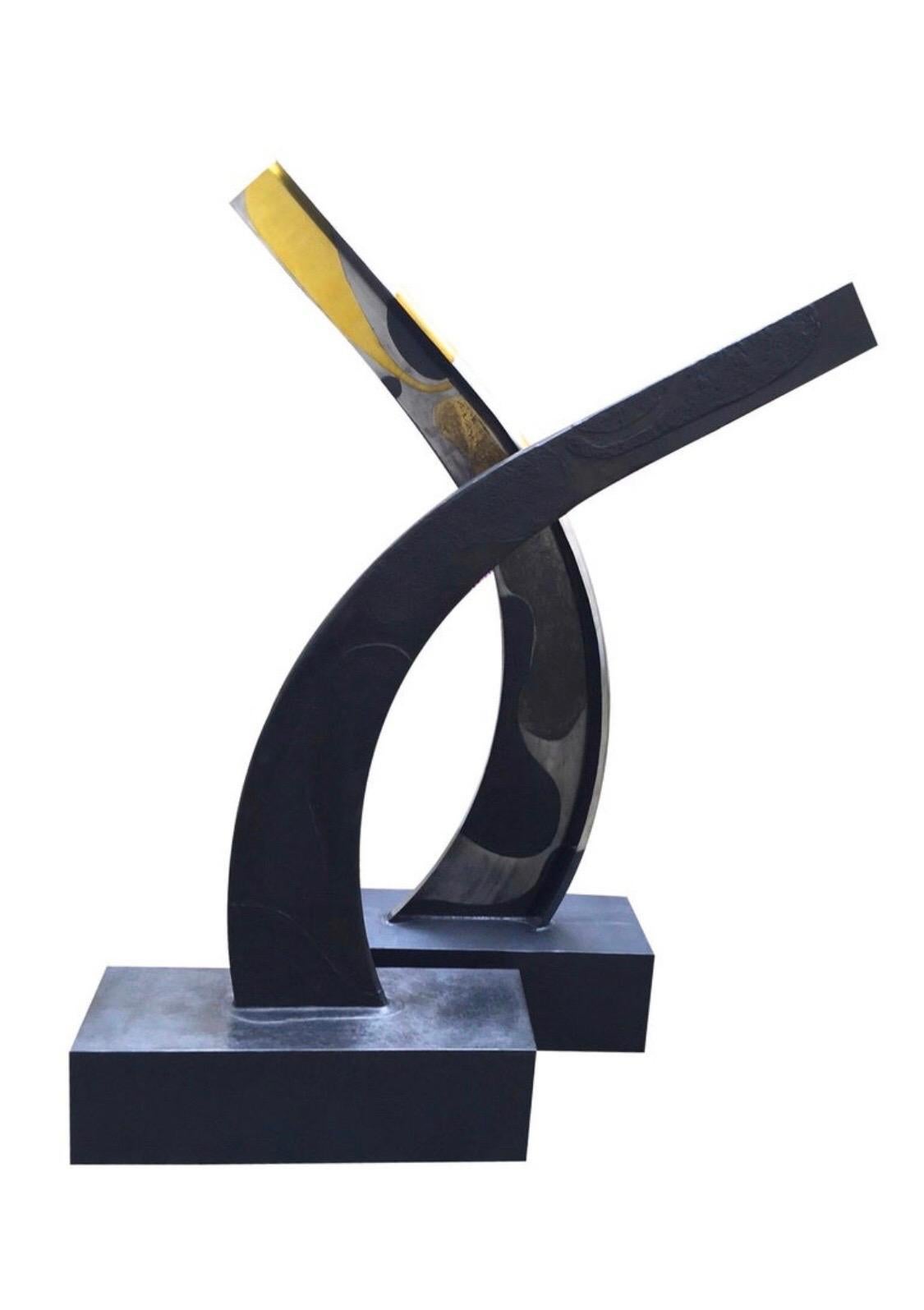 Escultura contemporánea de madera y zinc para interiores de la artista francesa Marielle Guégan - Sculpture Abstracto de Guégan Marielle