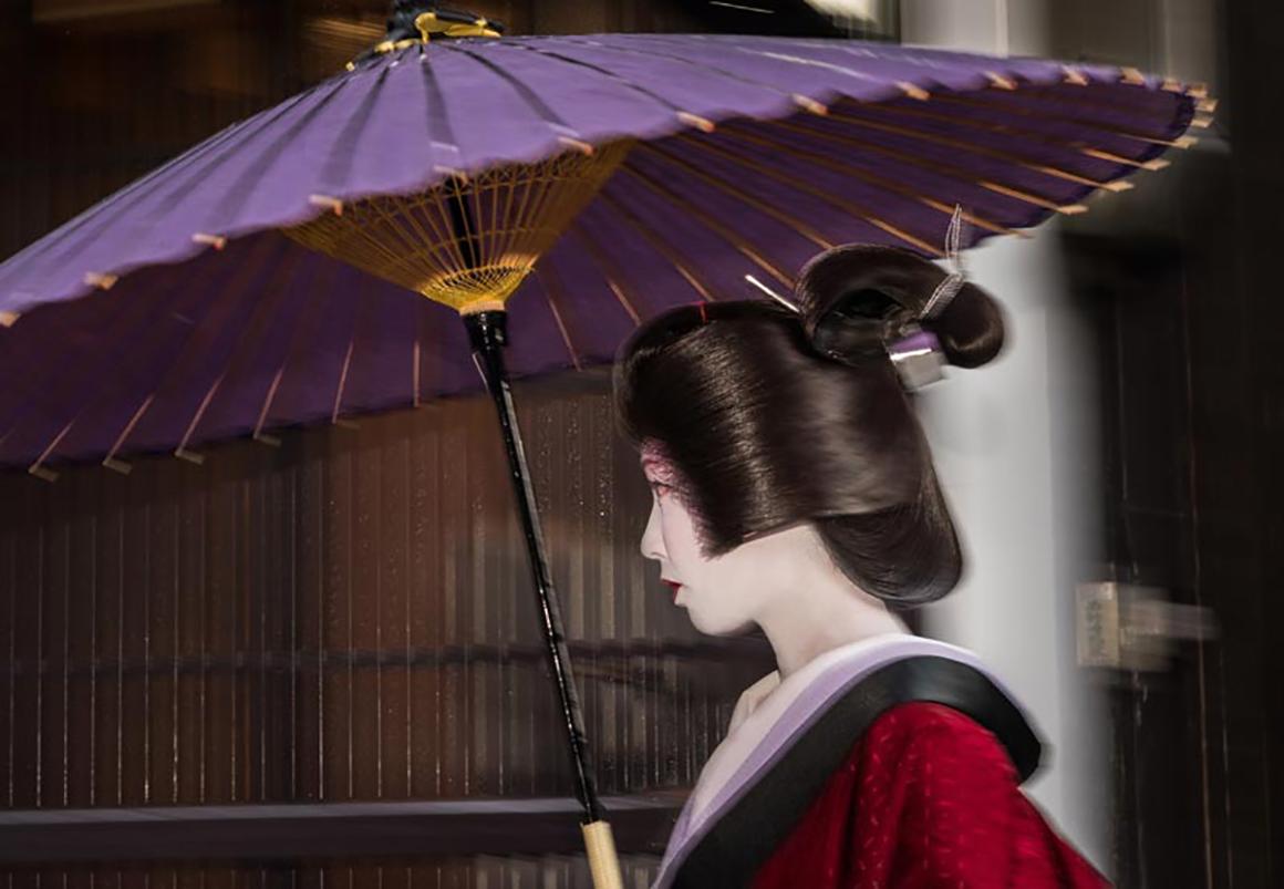 Dorte Verner Color Photograph - Geisha in the Rain (B) - Limited Editions of 15