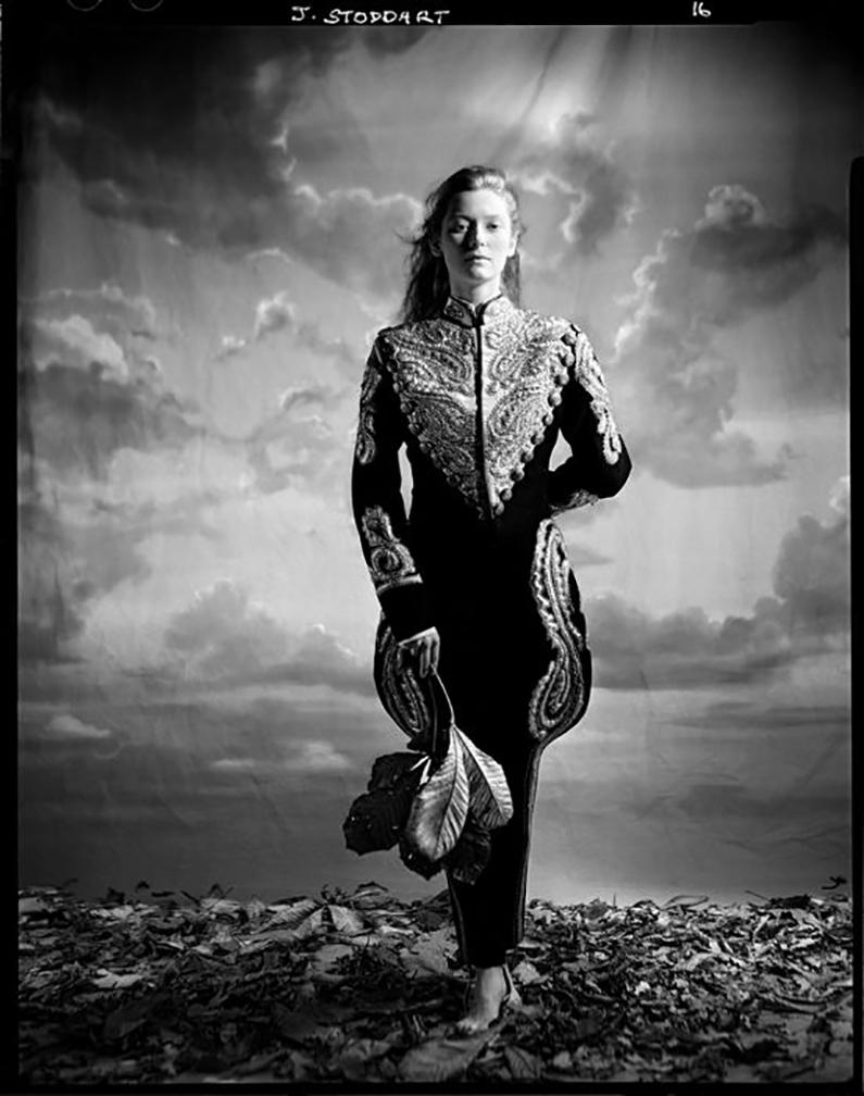 John Stoddart Black and White Photograph – Tilda Swinton ( Limitierte Auflage von 25 Exemplaren), 30x40 Zoll – Celebrity Photography