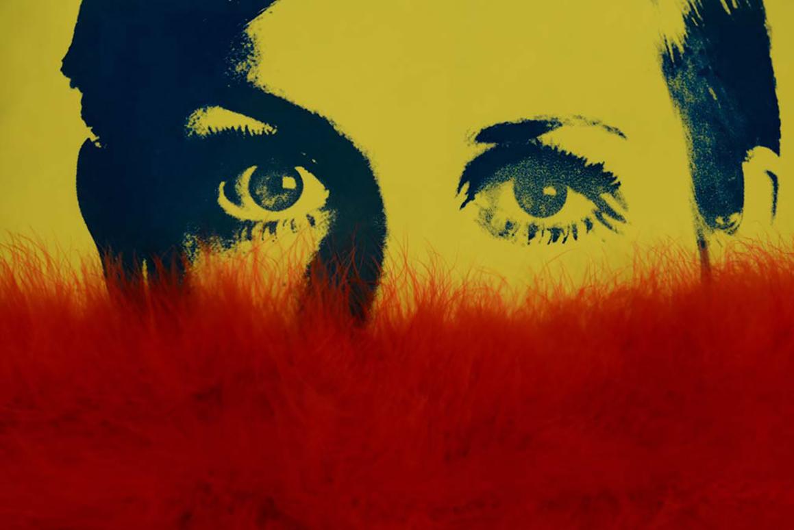 Poniéndose Twiggy (Edición Limitada de 10), 30 "x40" - Contemporáneo
