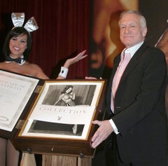 Ensemble de boîtes/édition dorée Playboy Legacy par Hugh Hefner, autorisé par Hugh Hefner - #20 of 75