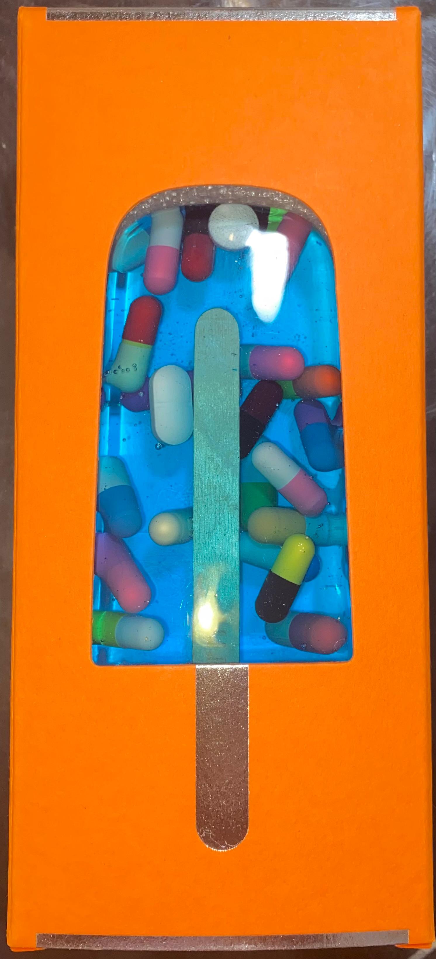 Miss Bugs "NO HAGAS DAÑO" Escultura Piruleta Pillz SL22 Arte Contemporáneo