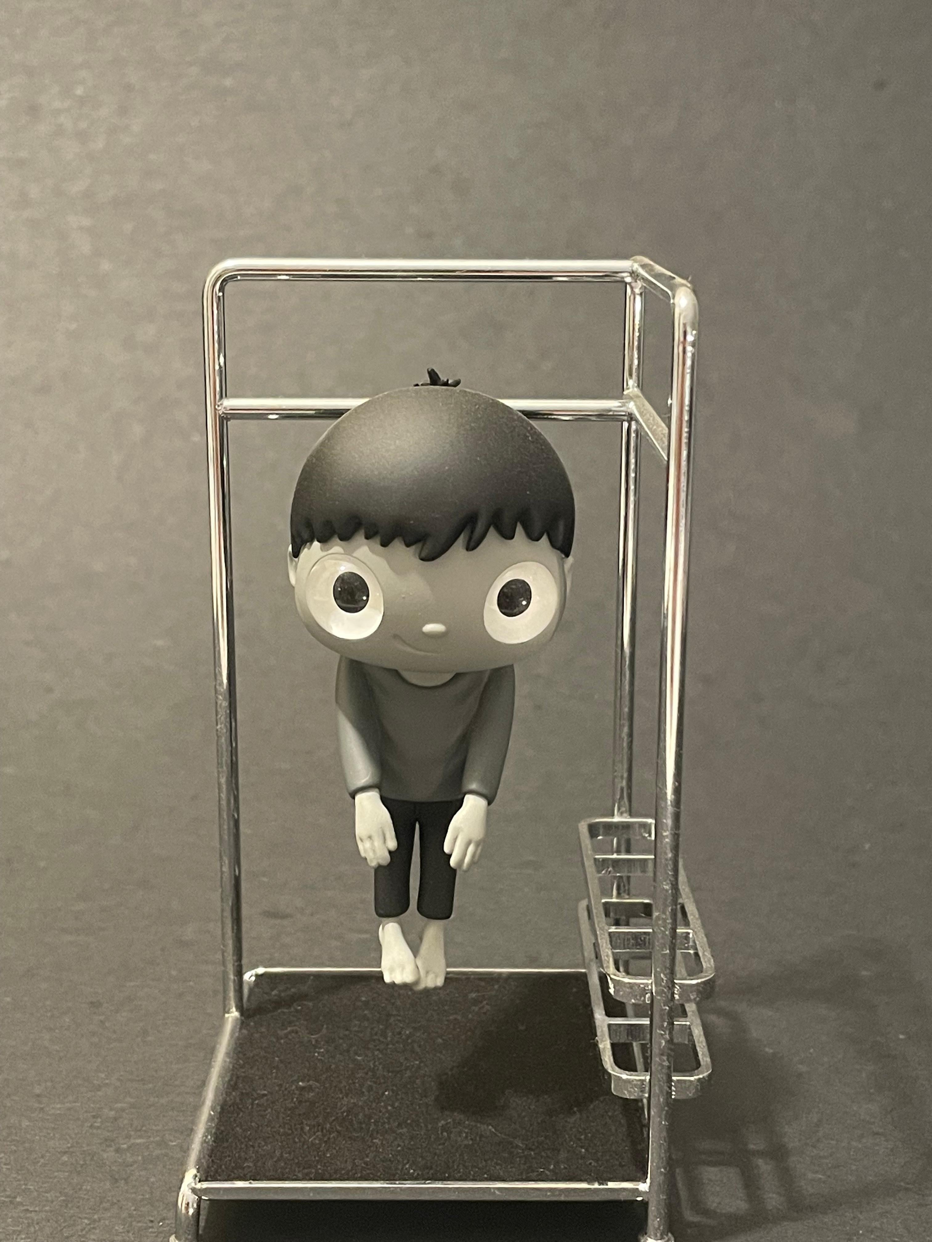 Petite figurine de Maurizio Javier Calleja - Art contemporain 2