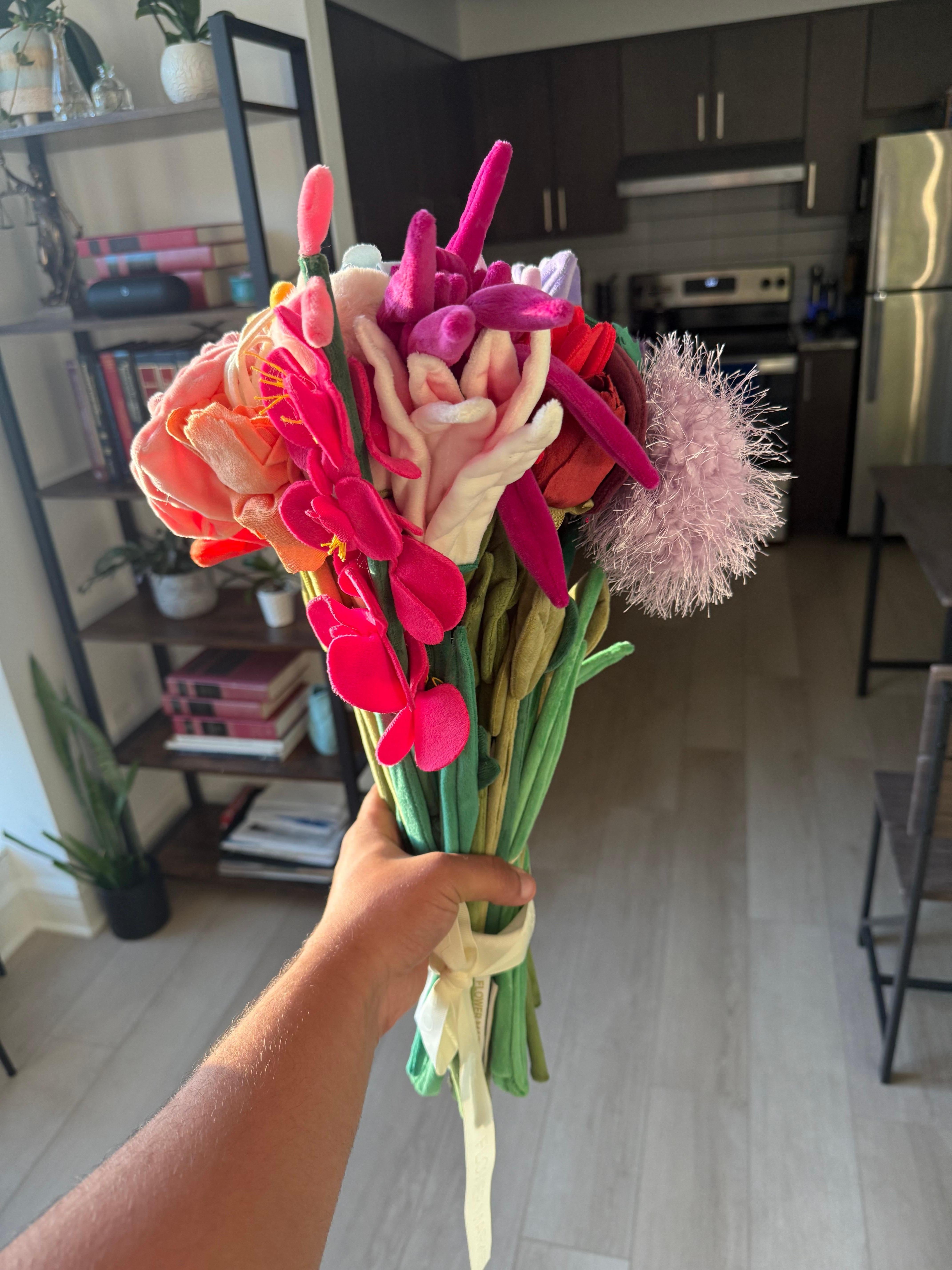 CJ Hendry Flower Market 2.0 ALL 27 FLOWERS Edition limitée NYC Pop Up en vente 4