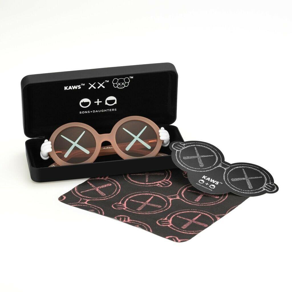 KAWS Son's and Daughter's Eye Glasses XX Pink Edition Street Art Kids Fashion