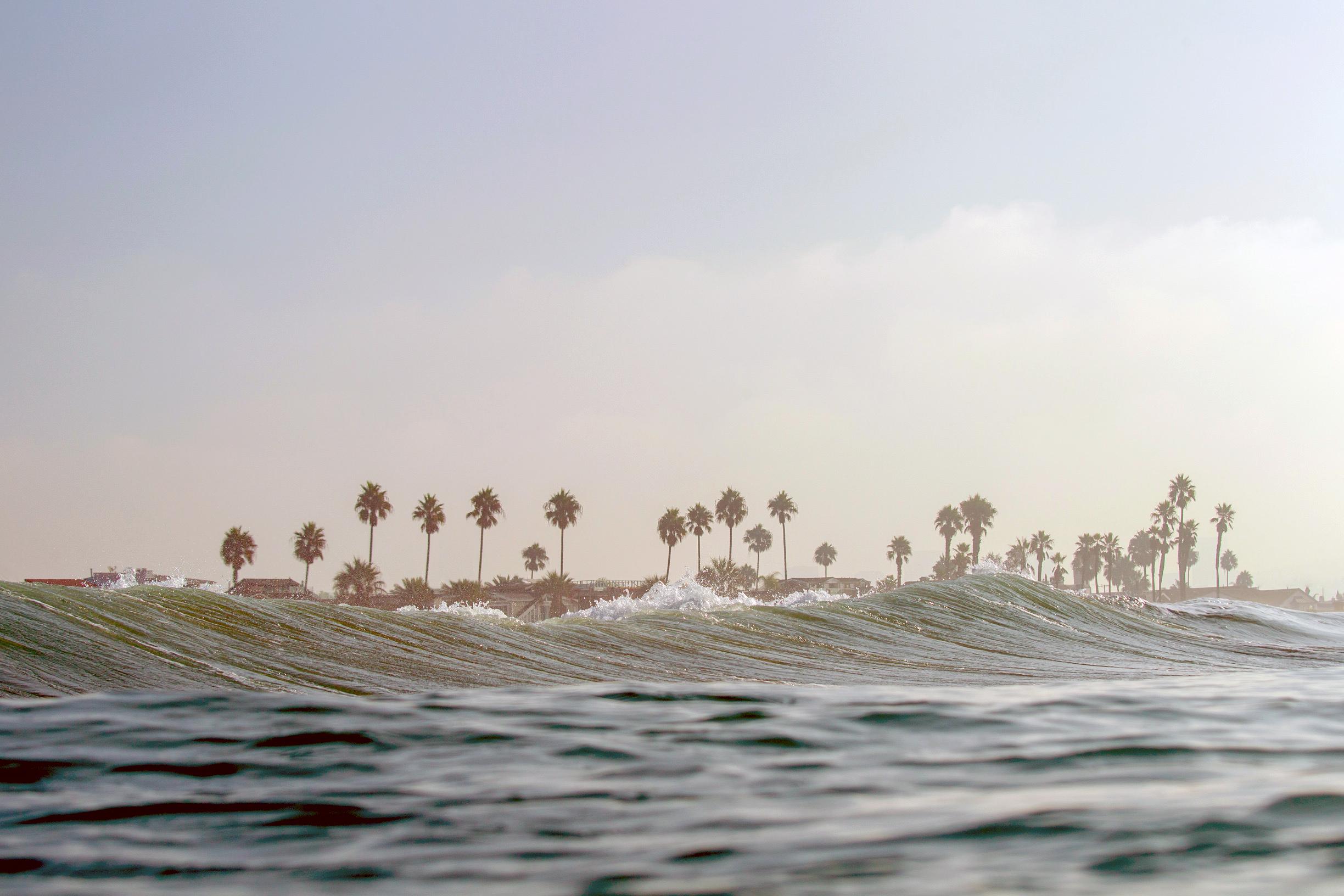 Color Photograph Jonathan Spector - Lost In Paradise, photographie d'art de paysage océanique, encadrée en plexiglas 