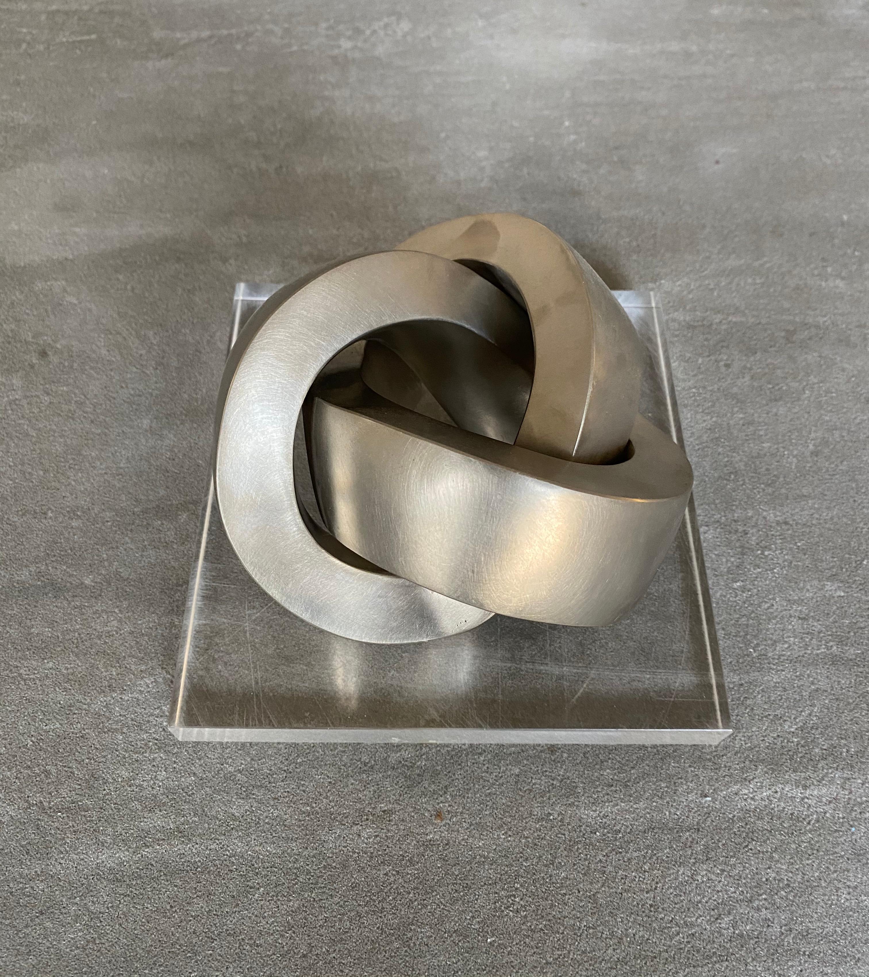 Small Ring of Kerry, 2011, nickel silver, sculpture, knot, contemporary - Sculpture by Maximilian Verhas