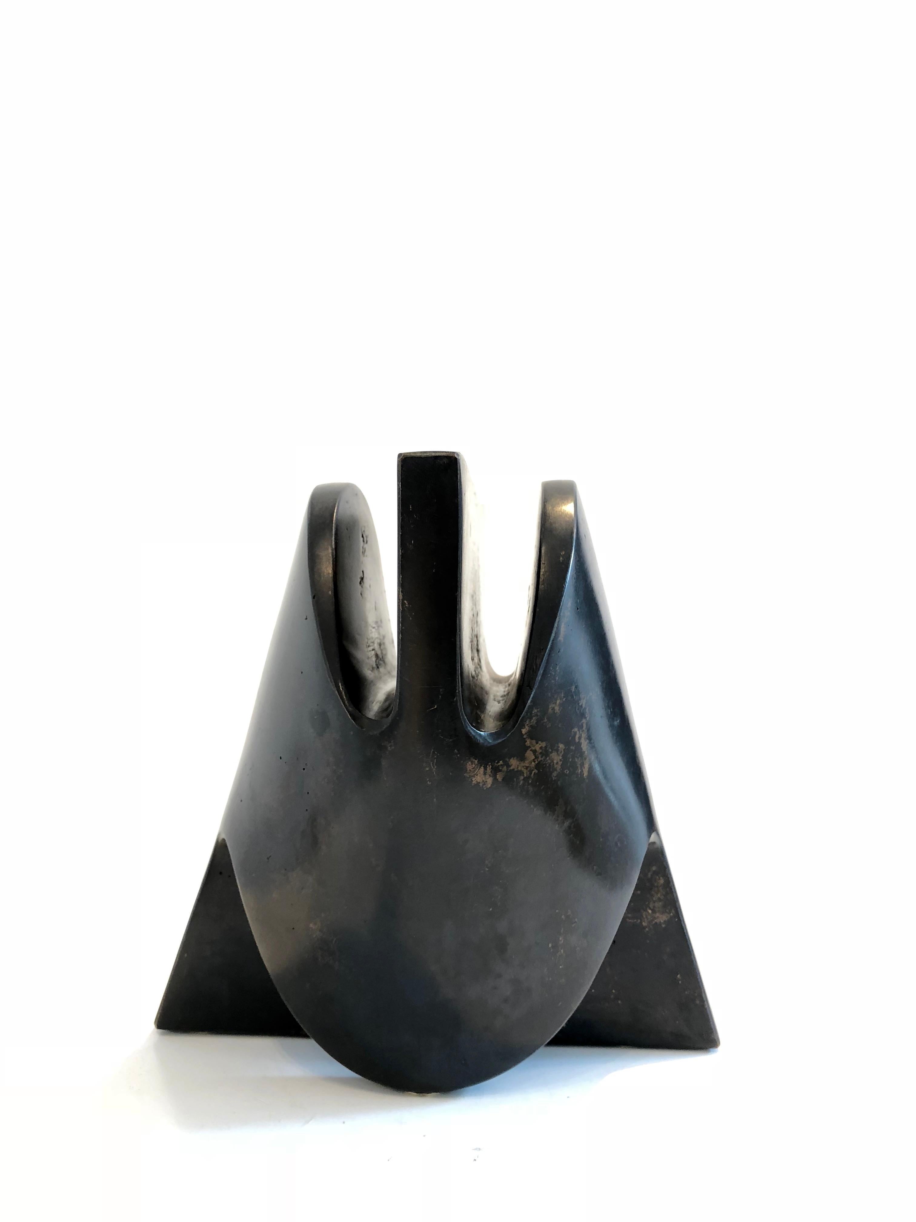 Maximilian Verhas Abstract Sculpture - Kings Head 2001, Bronze sculpture, contemporary