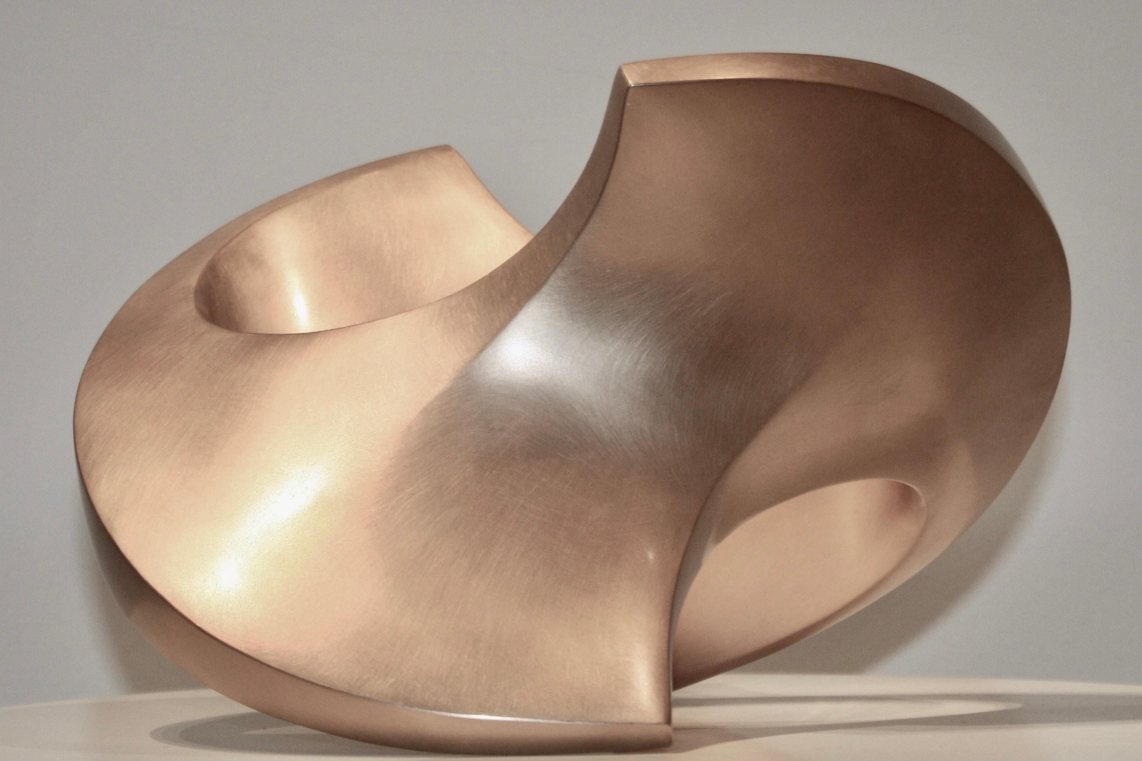 Open Moving sculpture, 2007, Bronze,  sculpture, contemporary, rolling body - Sculpture by Maximilian Verhas