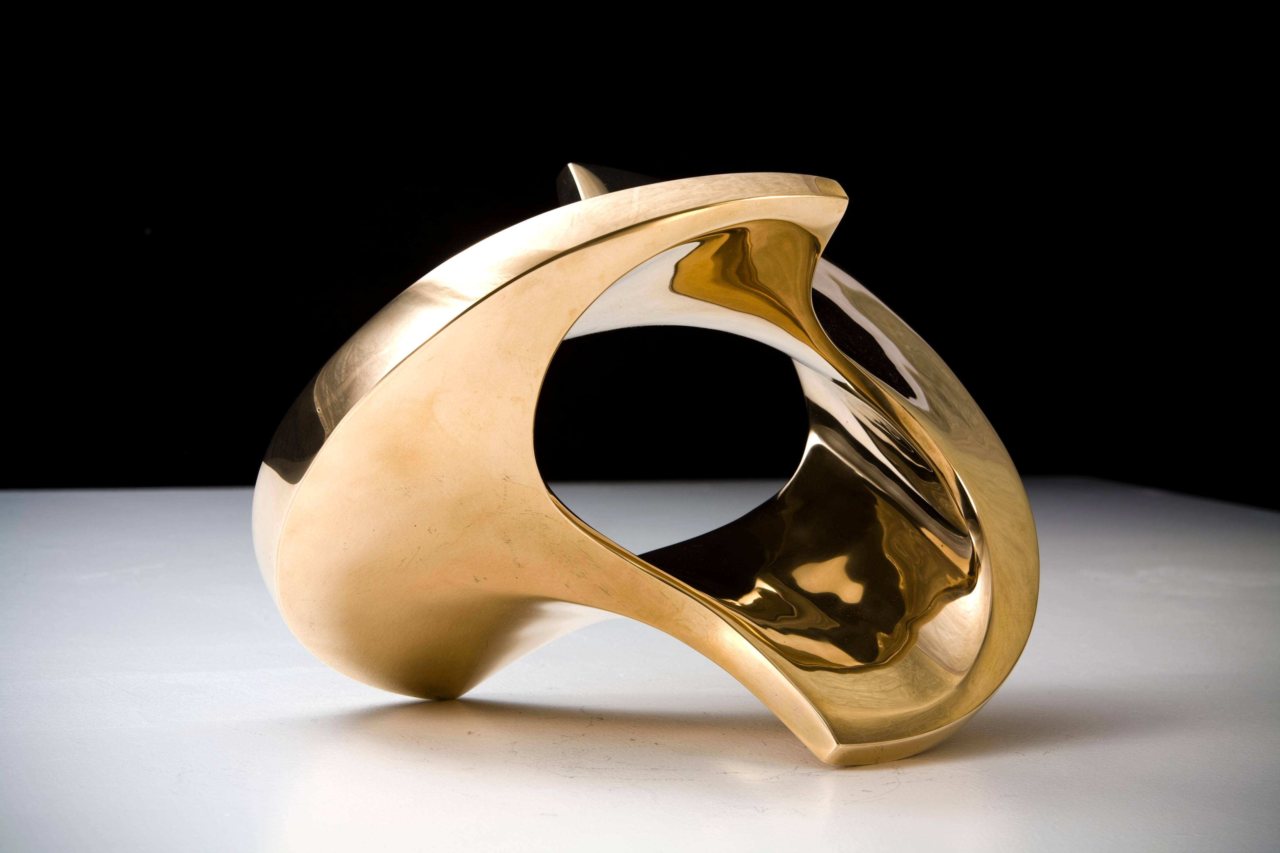 Open Moving sculpture, 2007, Bronze,  sculpture, contemporary, rolling body - Gold Abstract Sculpture by Maximilian Verhas