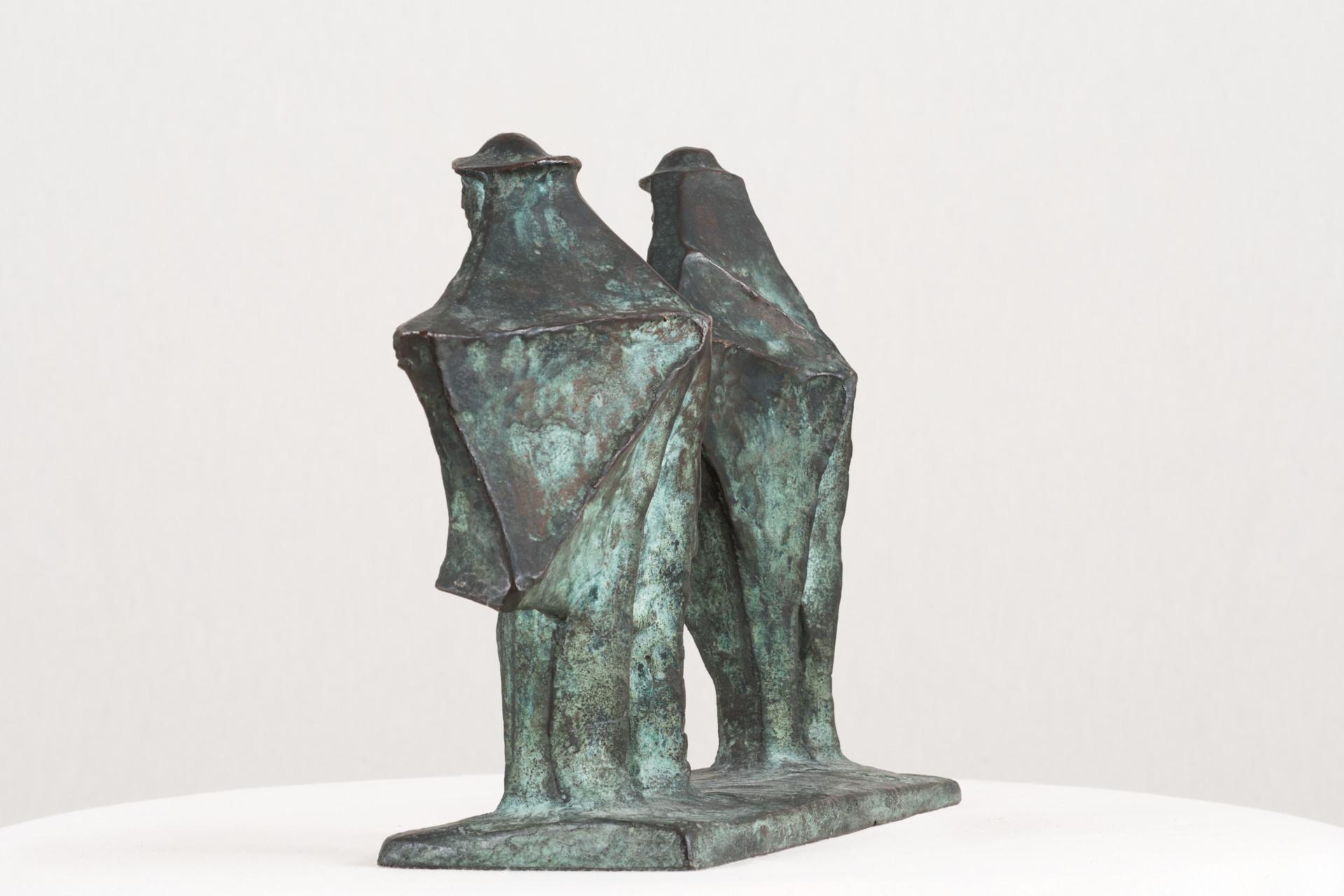 Camponeses mãos dadas, n.d., Jorge Vieira, Modern Art, Bronze Sculpture, Green For Sale 2