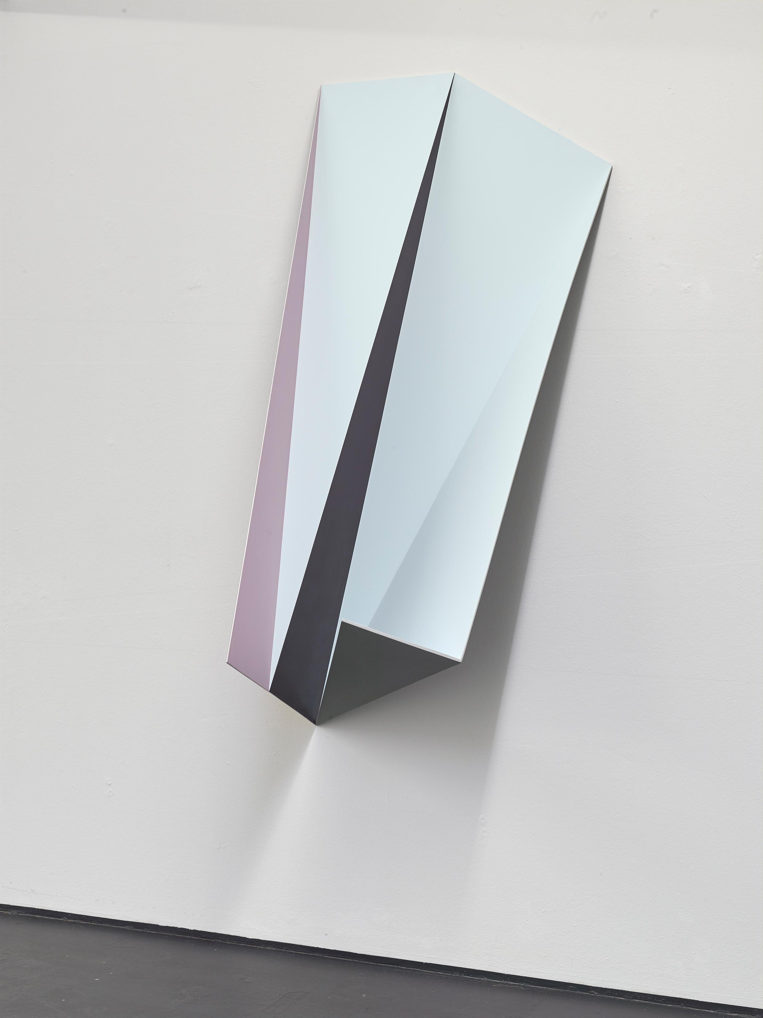 „This One“, geometrische Abstraktion, minimalistisch, Relief, Skulptur, Gemälde, blau (Zeitgenössisch), Painting, von Martin Gerwers