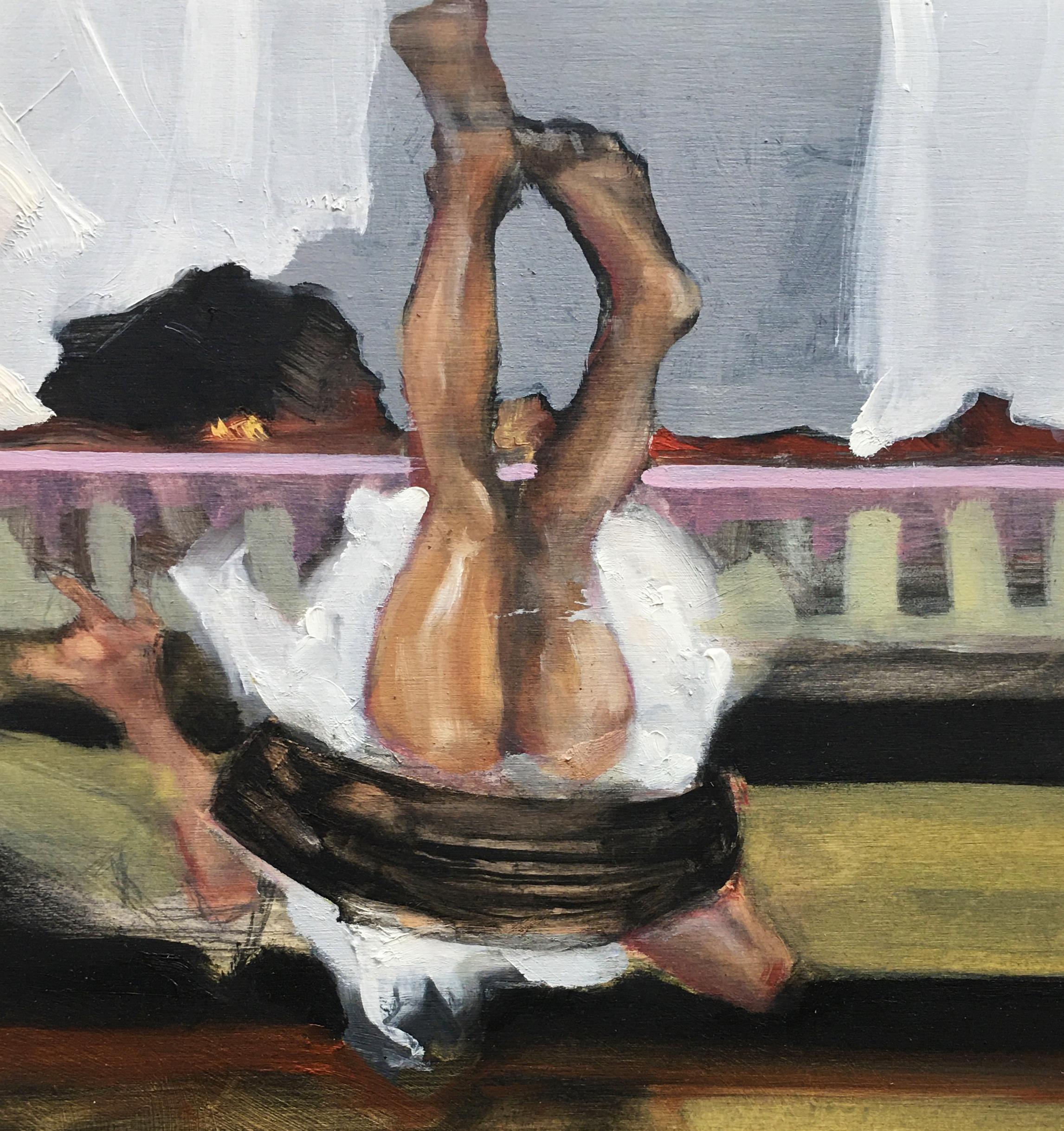 „ „Swing“, Ölgemälde, figurativ, Spiel, Barfuß, Garten, auf den Kopf gestellt, Beine – Painting von Will Hudson