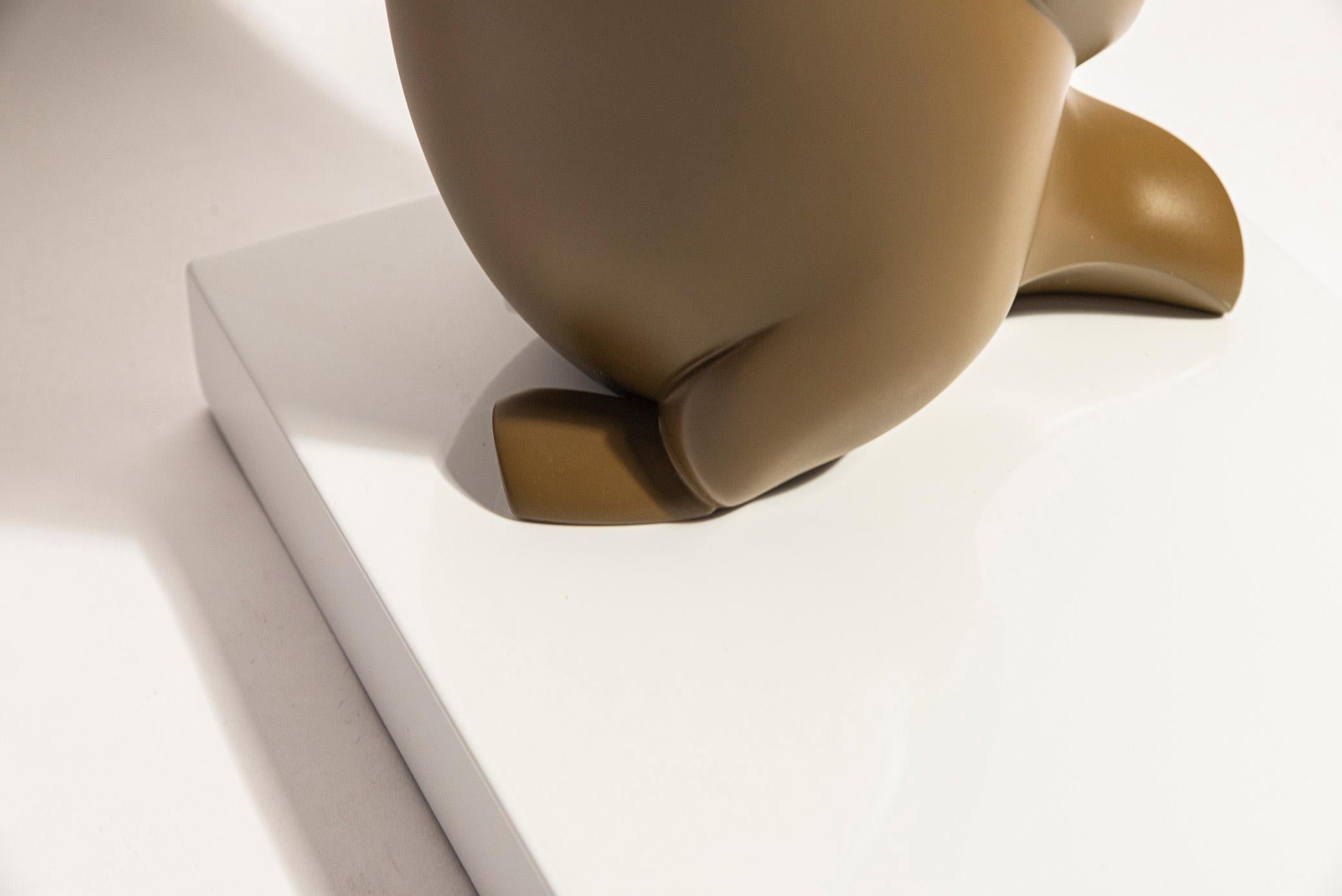 Sculpture de pingouin en résine, signée Bernard Conforti, vers 2010 en vente 5