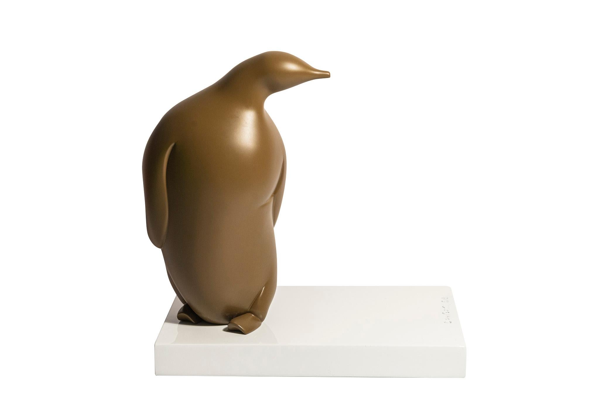Sculpture de pingouin en résine, signée Bernard Conforti, vers 2010 en vente 6