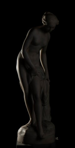 Baigneuse, Marble Sculpture signed Falconet
