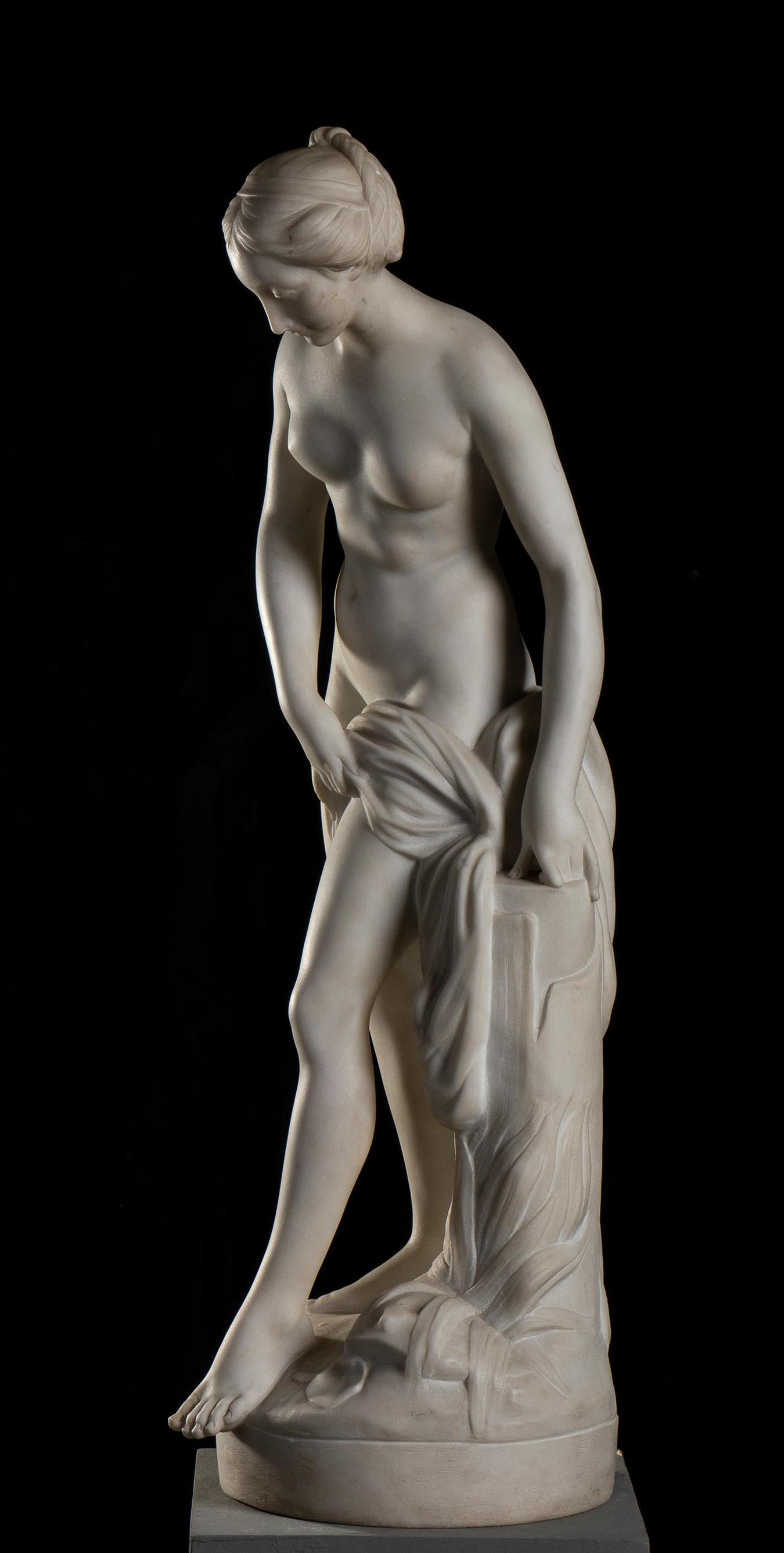 Baigneuse, Marble Sculpture signed Falconet 2