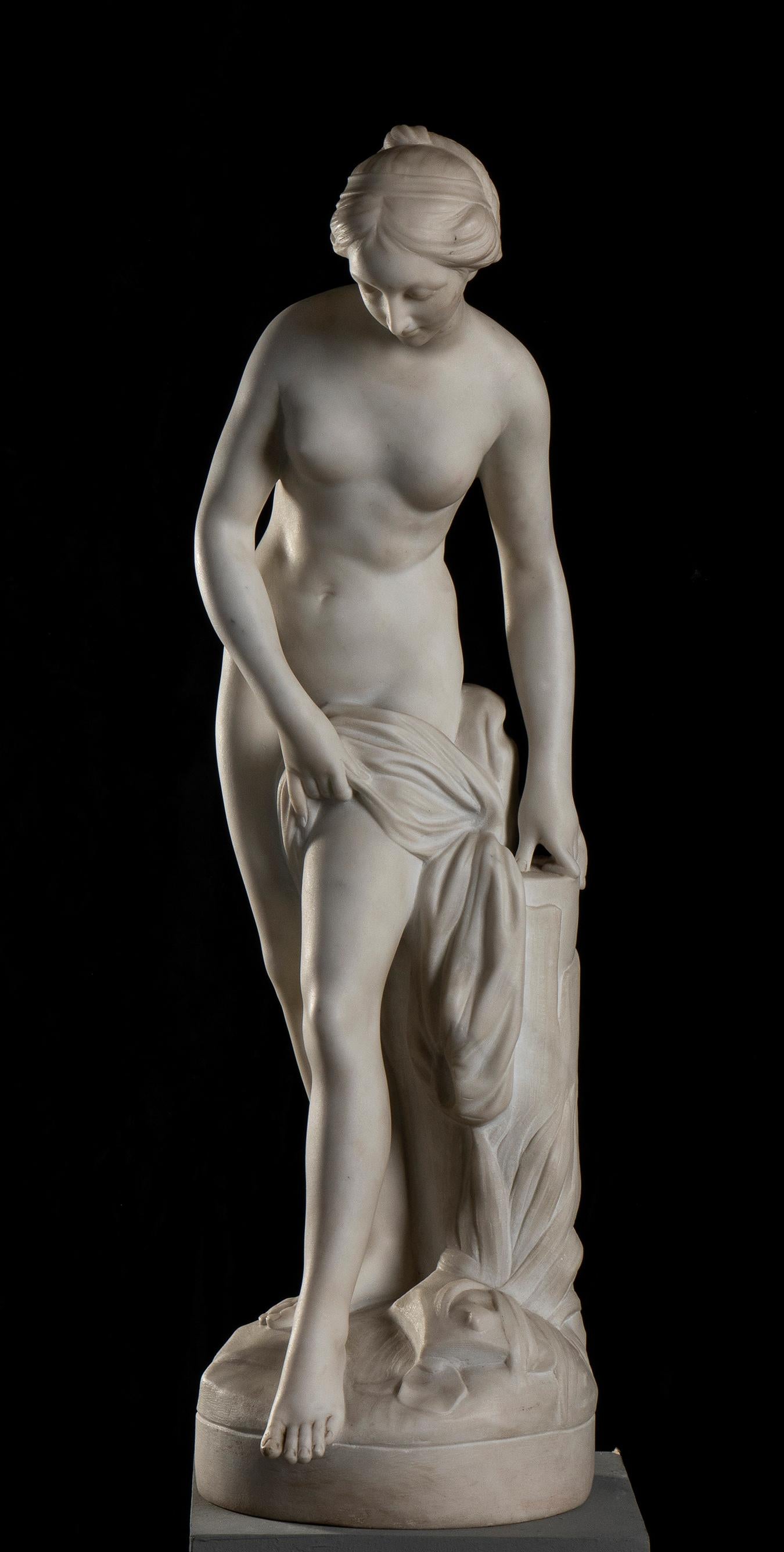Baigneuse, Marble Sculpture signed Falconet  3