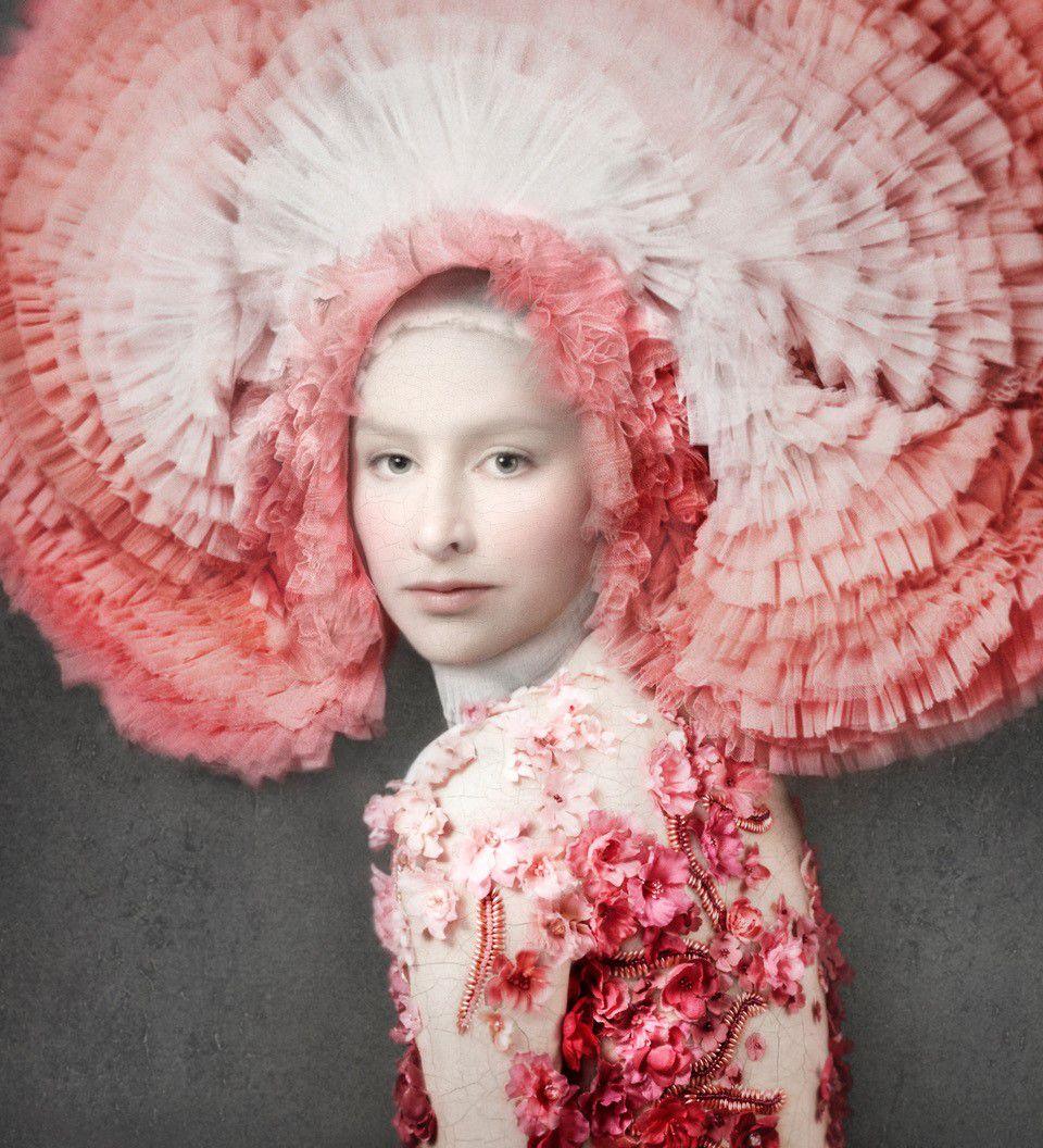 Isabelle Van Zeijl Portrait Photograph – I Am II