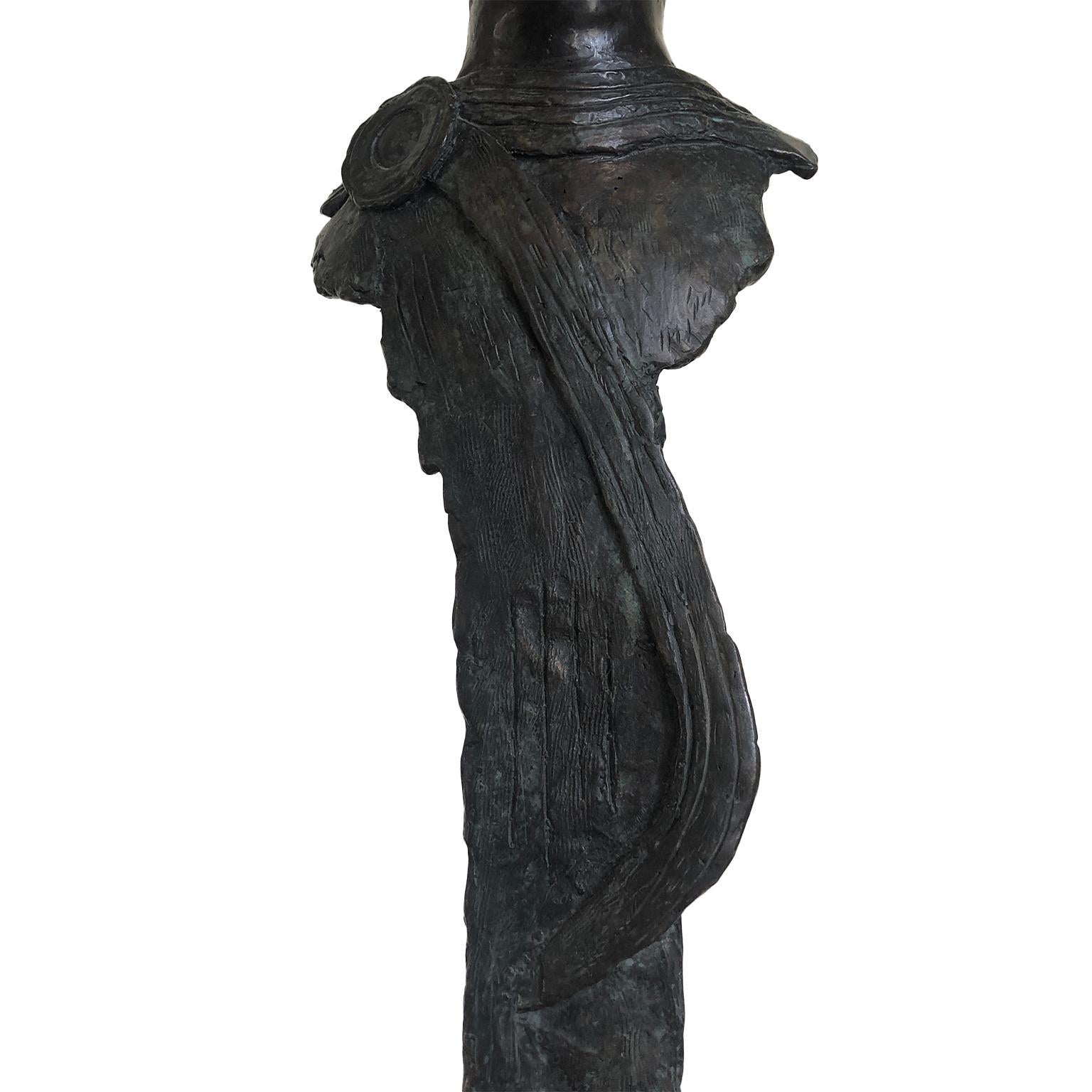 Figurative Bronze Contemporary Sculpture: IL Giovane Cesare For Sale 4