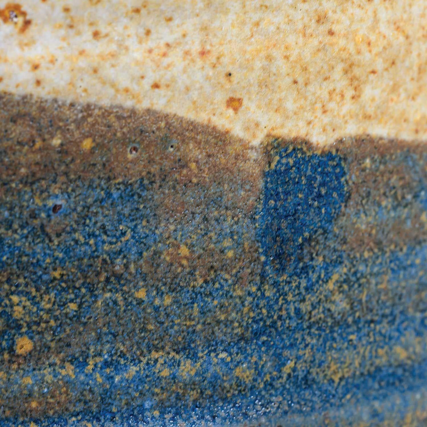 Untitled Vessel - Contemporary Art by Toshiko Takaezu