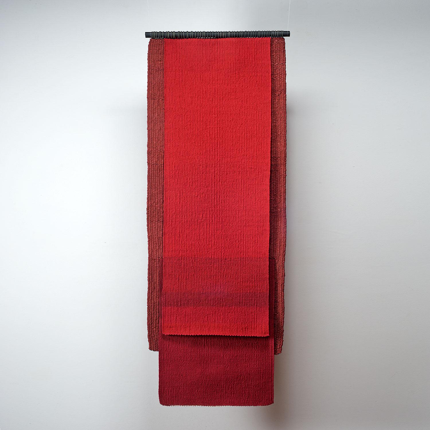 Tonos Rojos, Carolina Yrarrázaval, handwoven textile